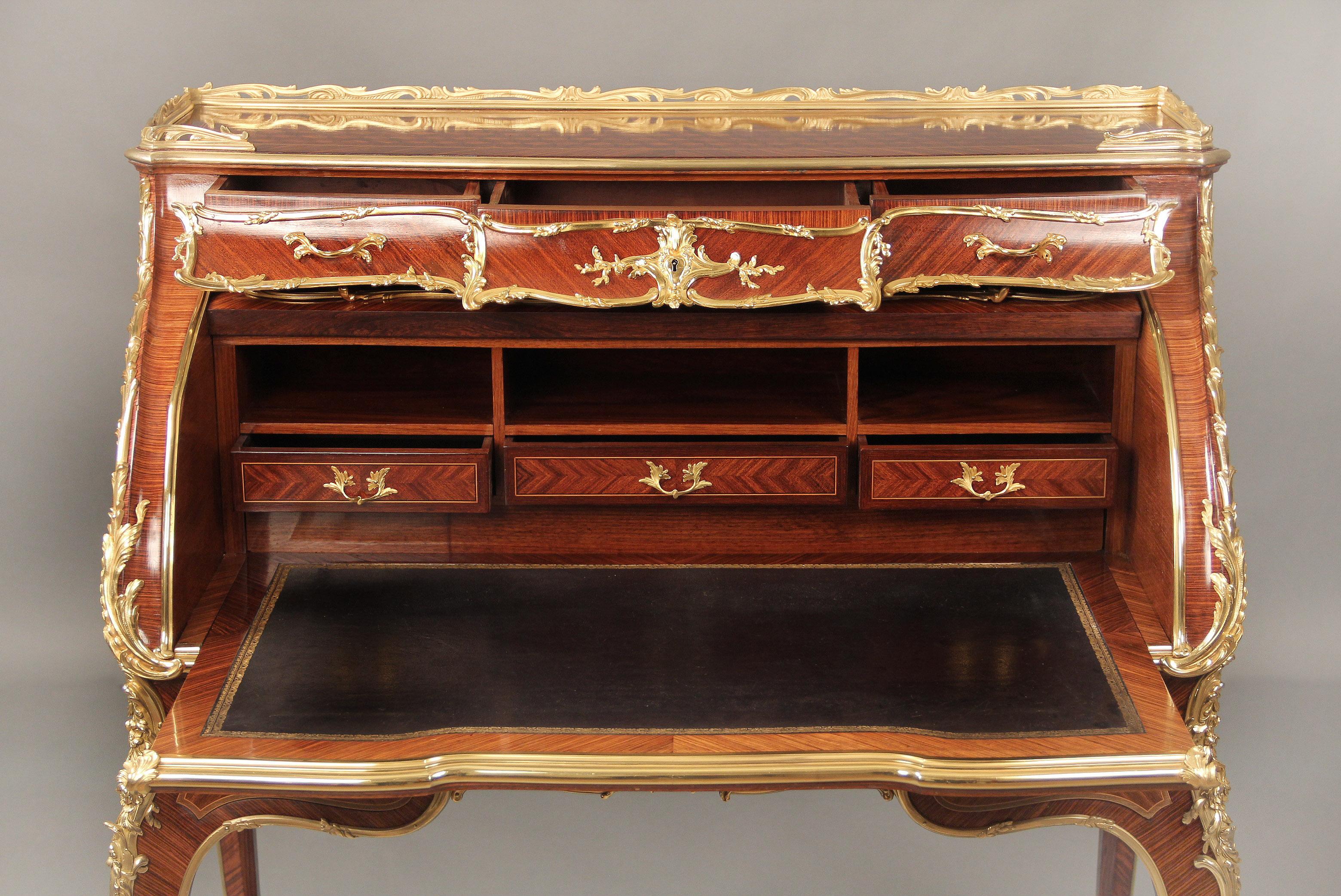 Late 19th Century Marquetry and Parquetry Bureau a Cylindre by François Linke In Good Condition For Sale In New York, NY