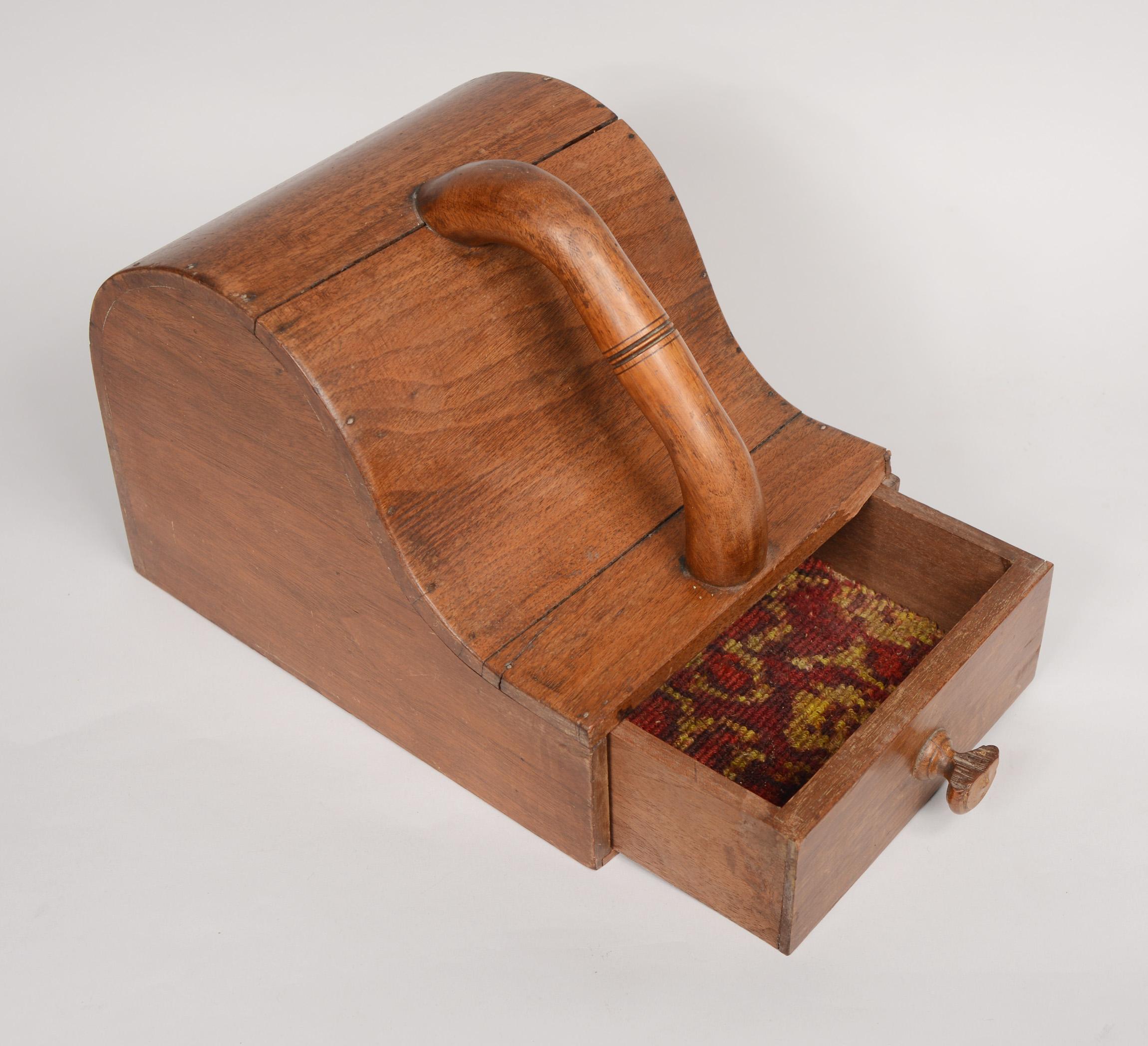 Late 19th Century Masonic or Fraternal Ballot Voting Box In Good Condition In San Mateo, CA