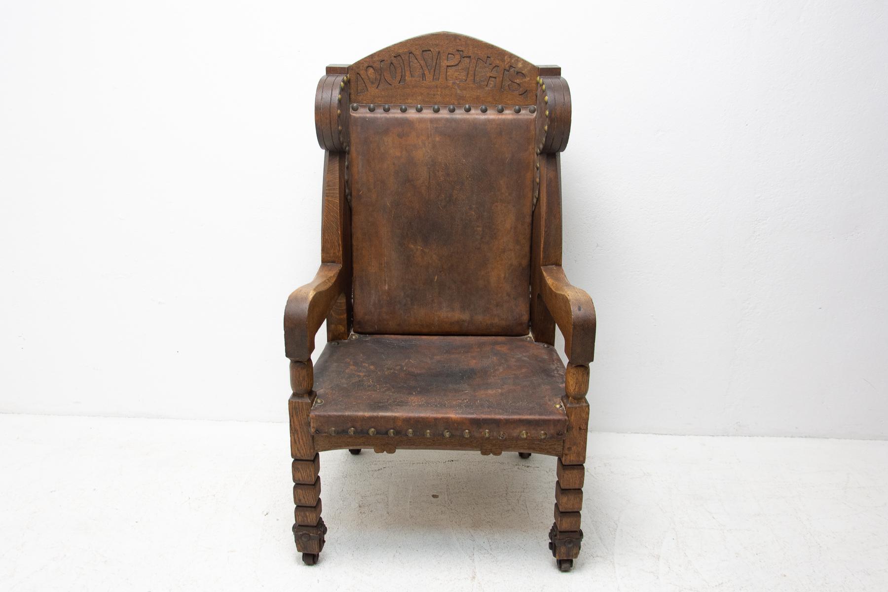 Vienna Secession Late 19th Century Massive Throne Chair in Historicist Style For Sale