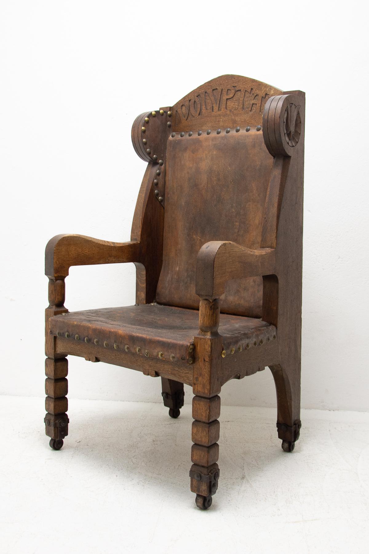 Metal Late 19th Century Massive Throne Chair in Historicist Style For Sale