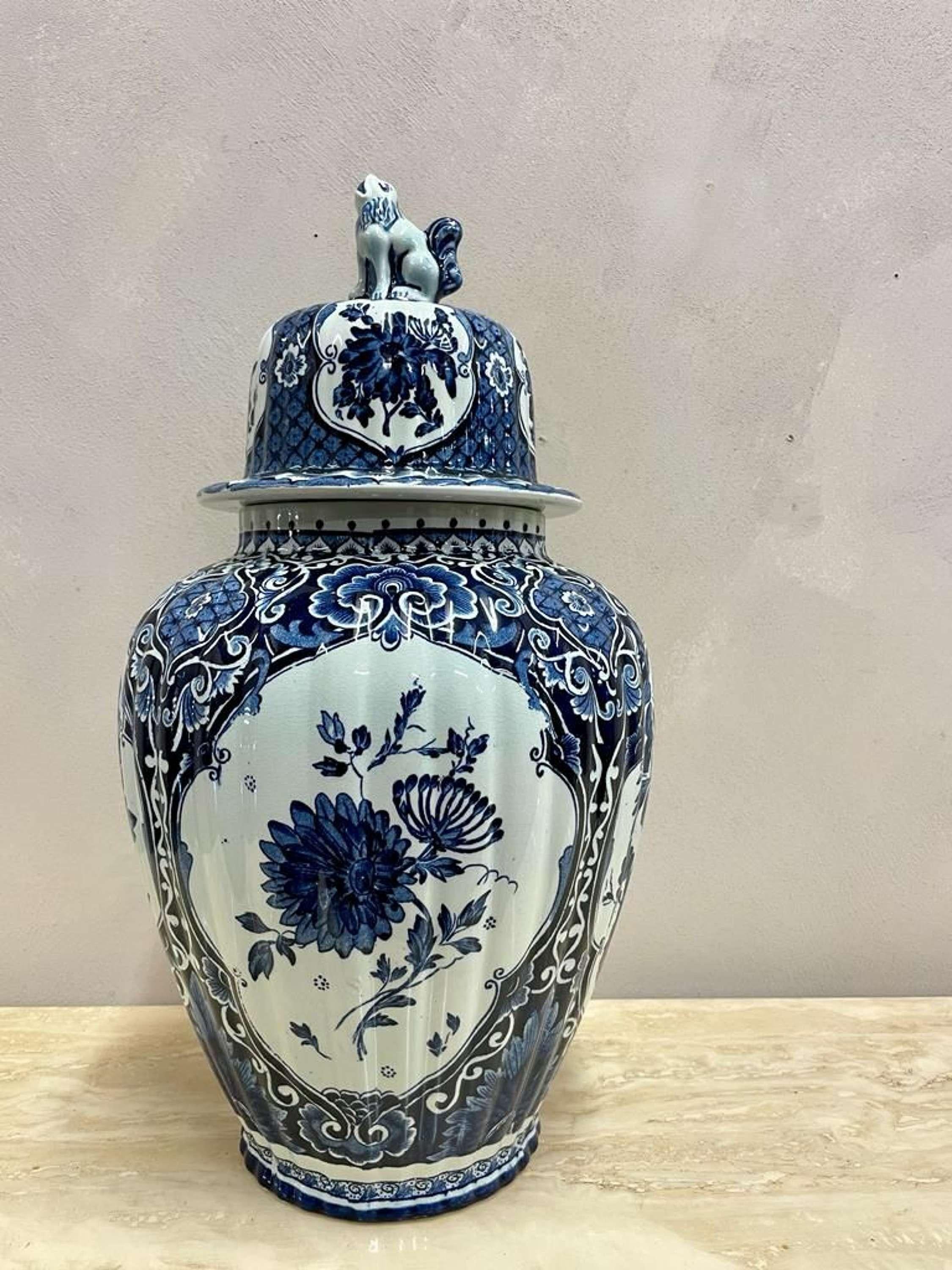 Late 19th Century Medium & Large Delft Ginger Jars with Covers by Petrous Regout For Sale 1