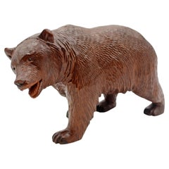 Late 19th Century Medium Size Swiss Strolling Black Forest Bear