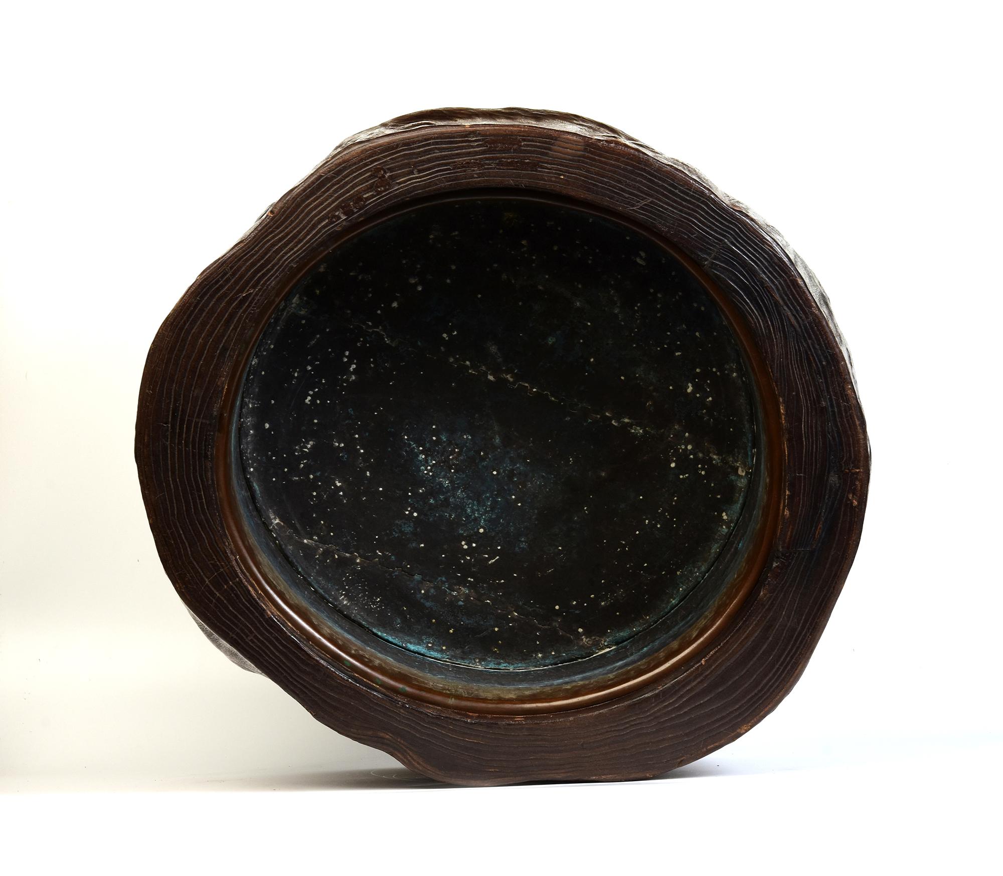 Late 19th Century, Meiji, Antique Japanese Keyaki Wooden Pot 'Hibachi' For Sale 6