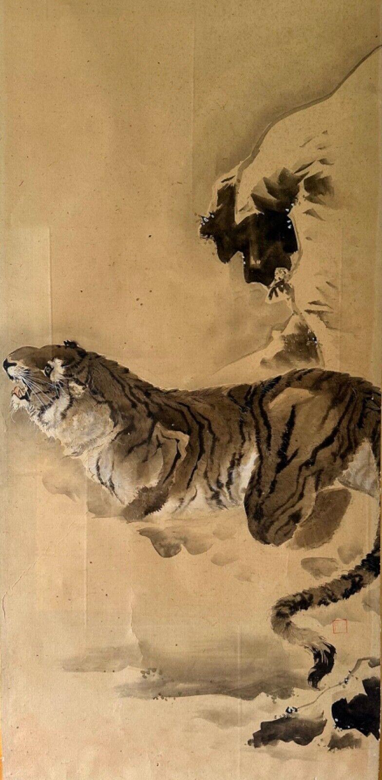 Japanese Late 19th century (Meiji period) painting depicting tiger For Sale