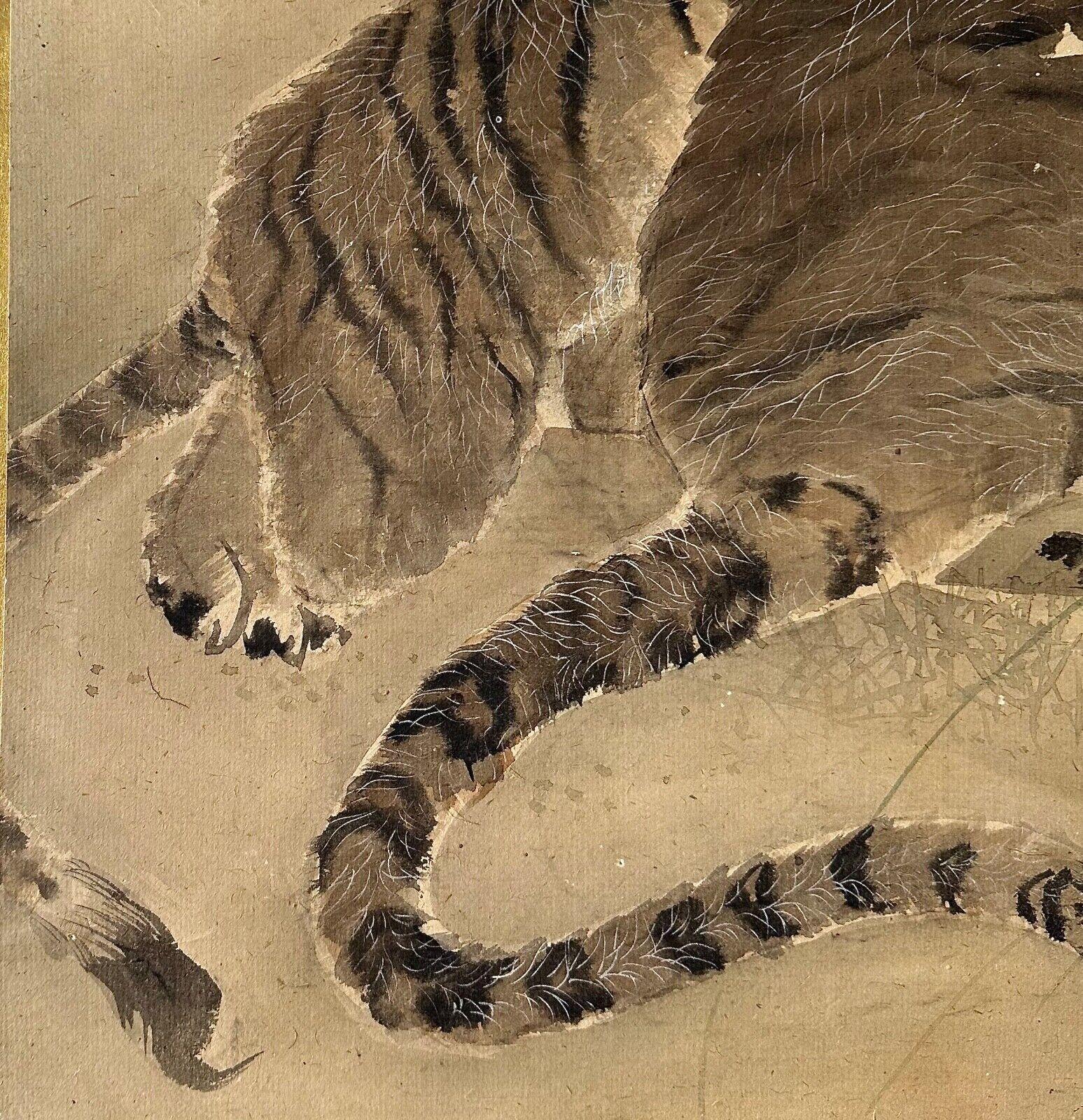 Hand-Painted Late 19th century (Meiji period) painting depicting tiger For Sale