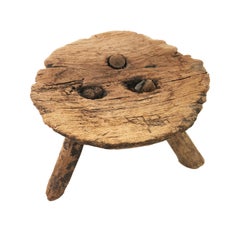 Tabouret en bois de moisson Mezquite de la fin du XIXe siècle avec plateau rond épais