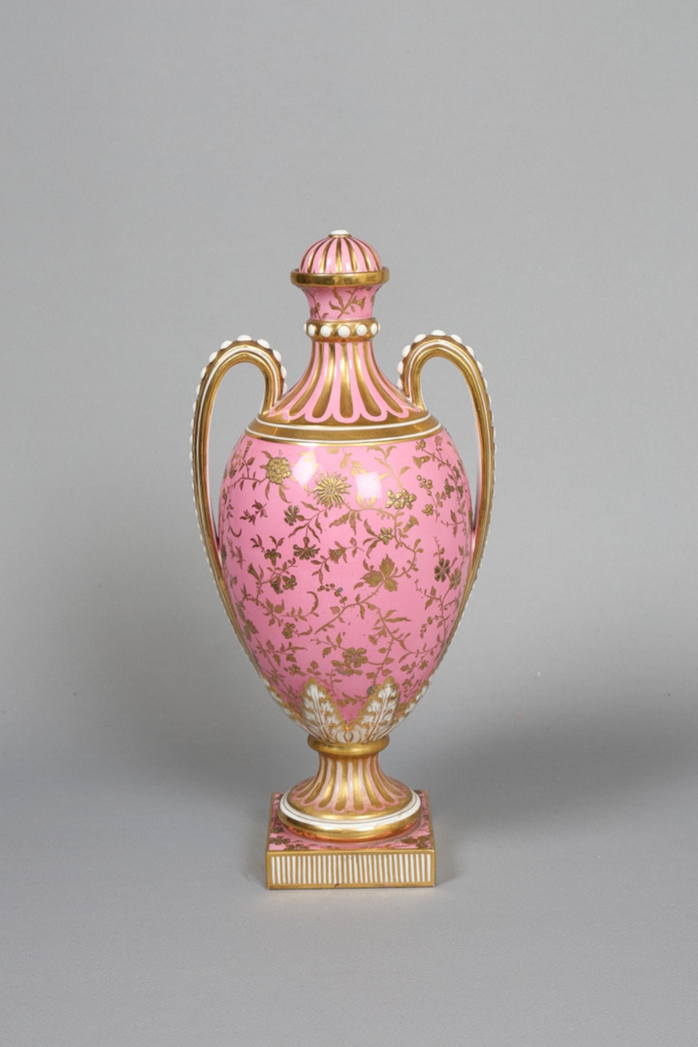 Late 19th Century Minton Twin-Handled Garniture Vase and Cover, Hand-Painted In Excellent Condition For Sale In Wembley, GB