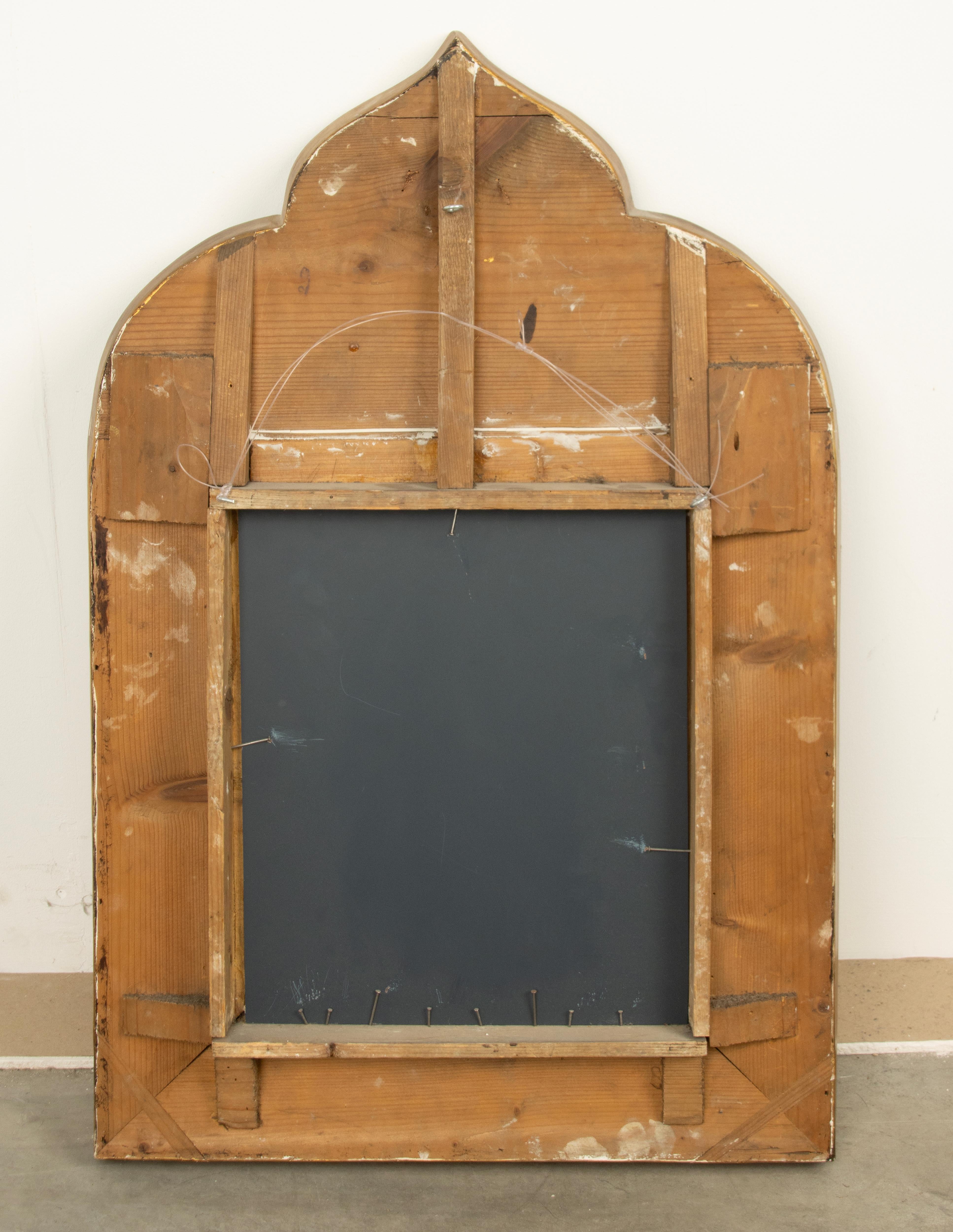 Miroir de la fin du 19ème siècle - sculpté à la feuille d'or  Bois de vin - Style oriental en vente 14
