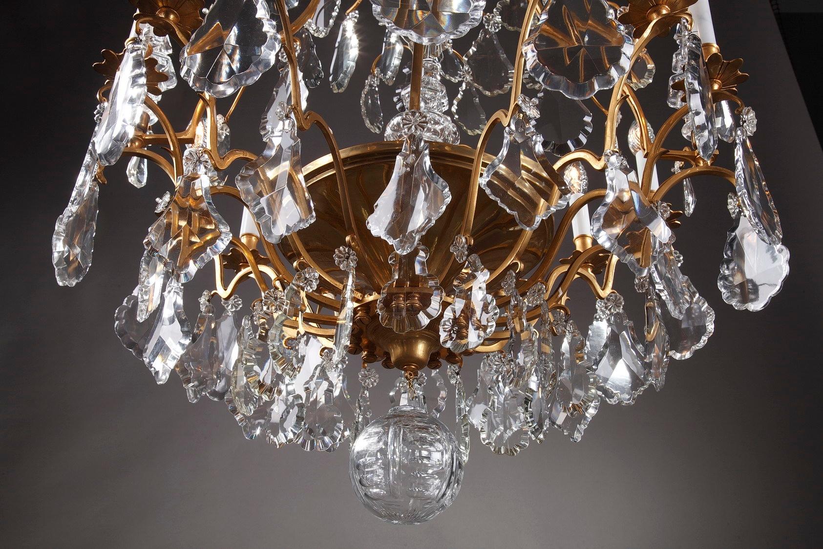 French Late 19th Century Monumental 12-Light Gilt Bronze and Crystal Chandelier