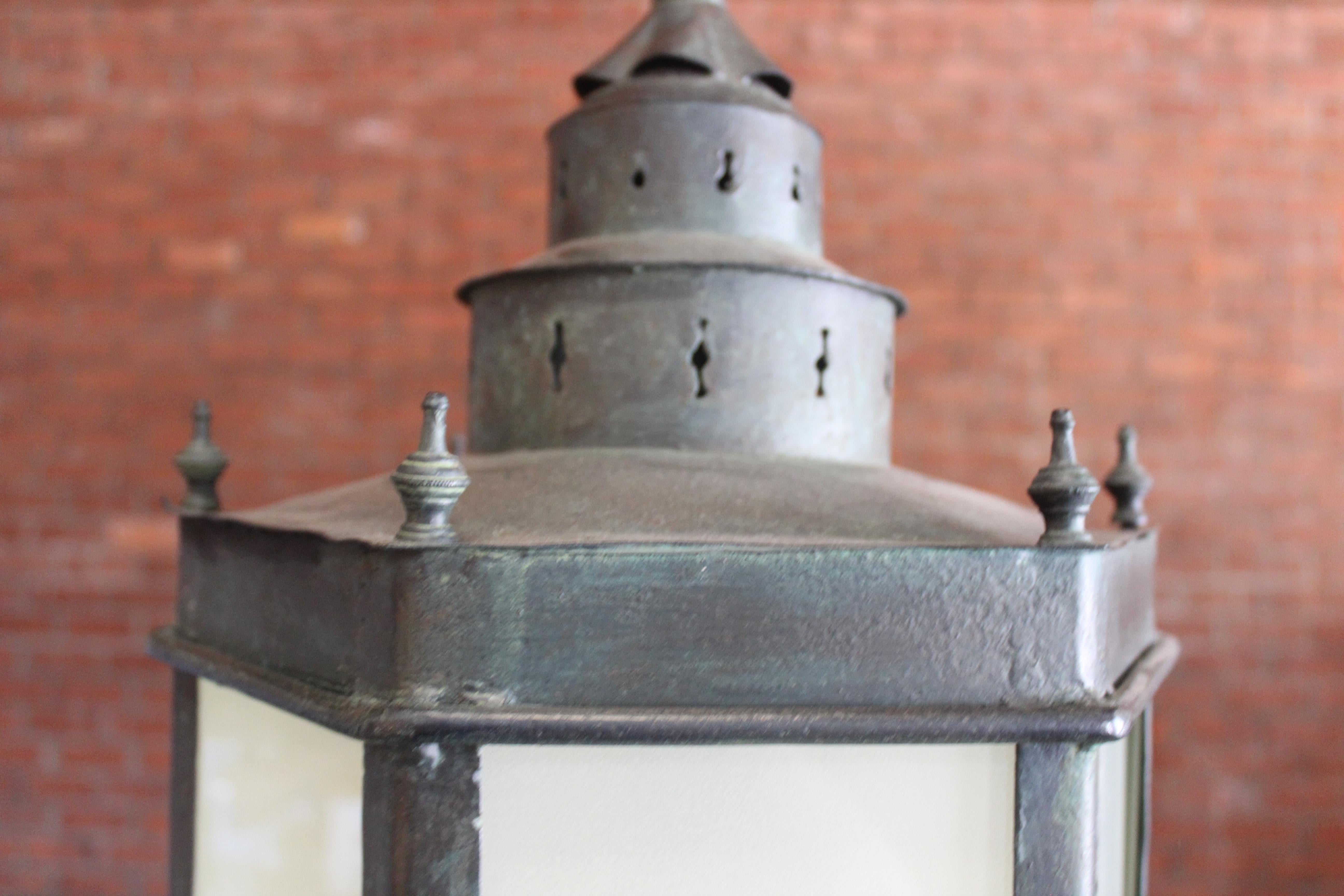 Lampe à suspension mauresque de la fin du XIXe siècle, paire disponible. en vente 10