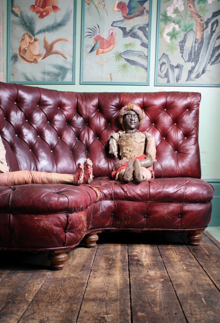 Late 19th Century Moroccan Maroon Leather Buttoned Corner Sofa For
