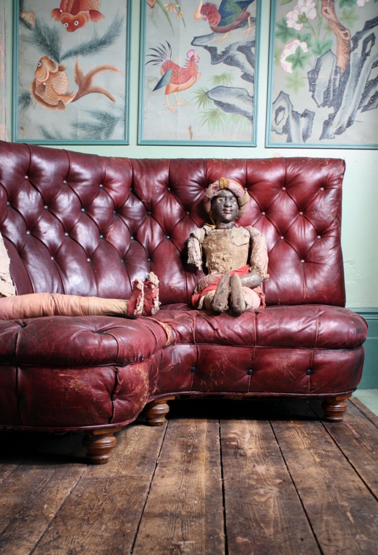 Late 19th Century Moroccan Maroon Leather Buttoned Corner ...