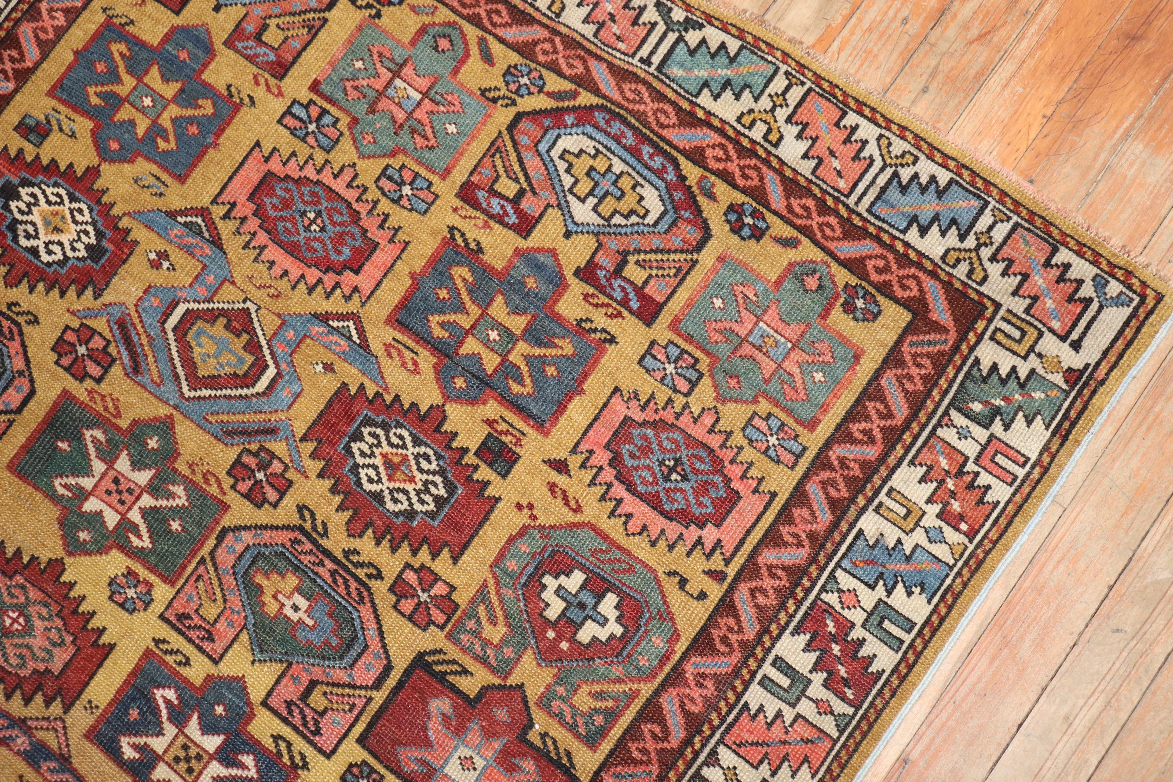 Senfgelber kaukasischer Kuba-Teppich aus dem späten 19.  (Kasachisch) im Angebot
