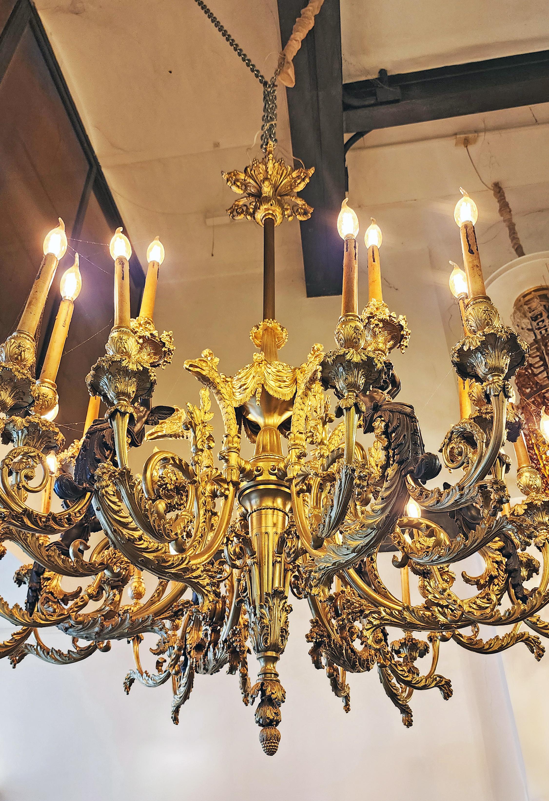 Cast Late 19th Century French Napoleon III 24-Light Gilt Bronze Monumental Chandelier For Sale