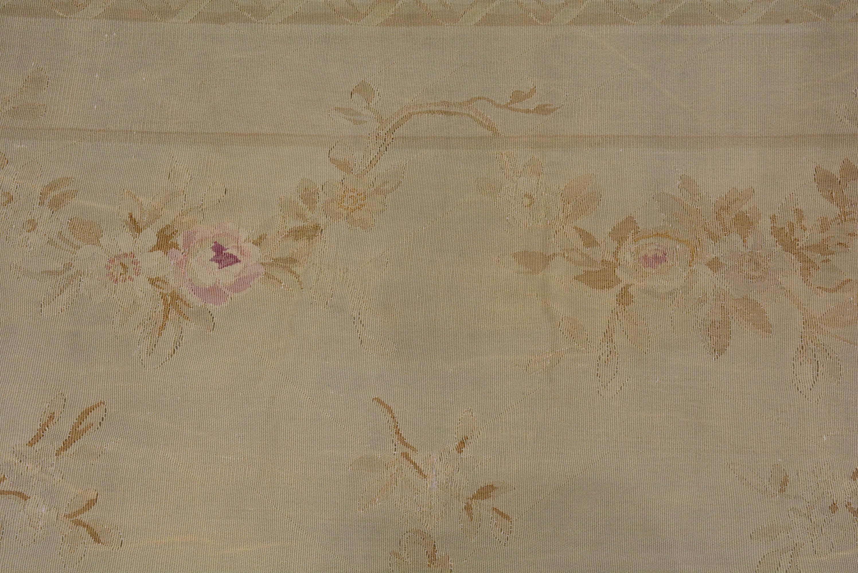 Late 19th Century Napoleon III Aubusson Carpet For Sale 6