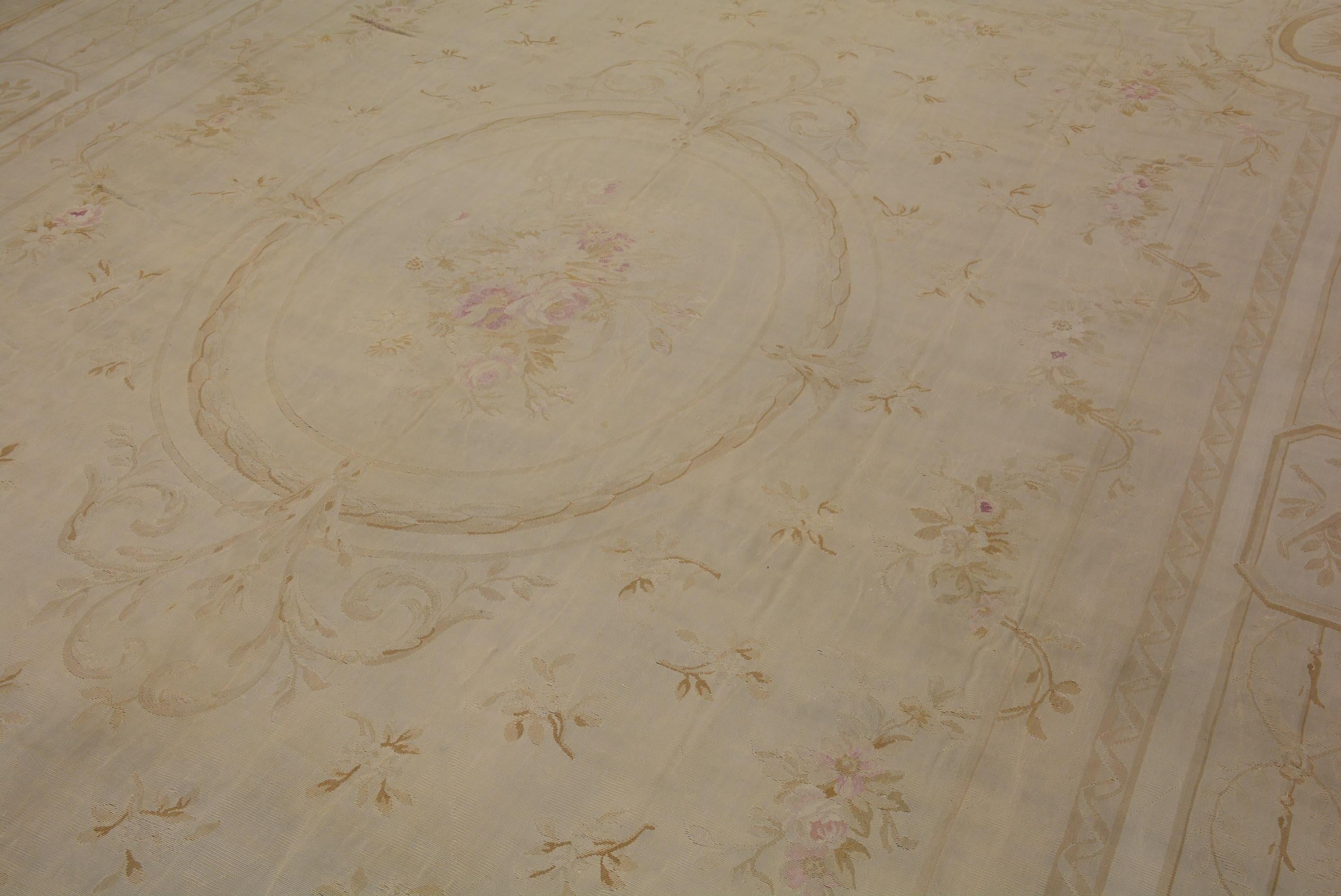 Wool Late 19th Century Napoleon III Aubusson Carpet For Sale