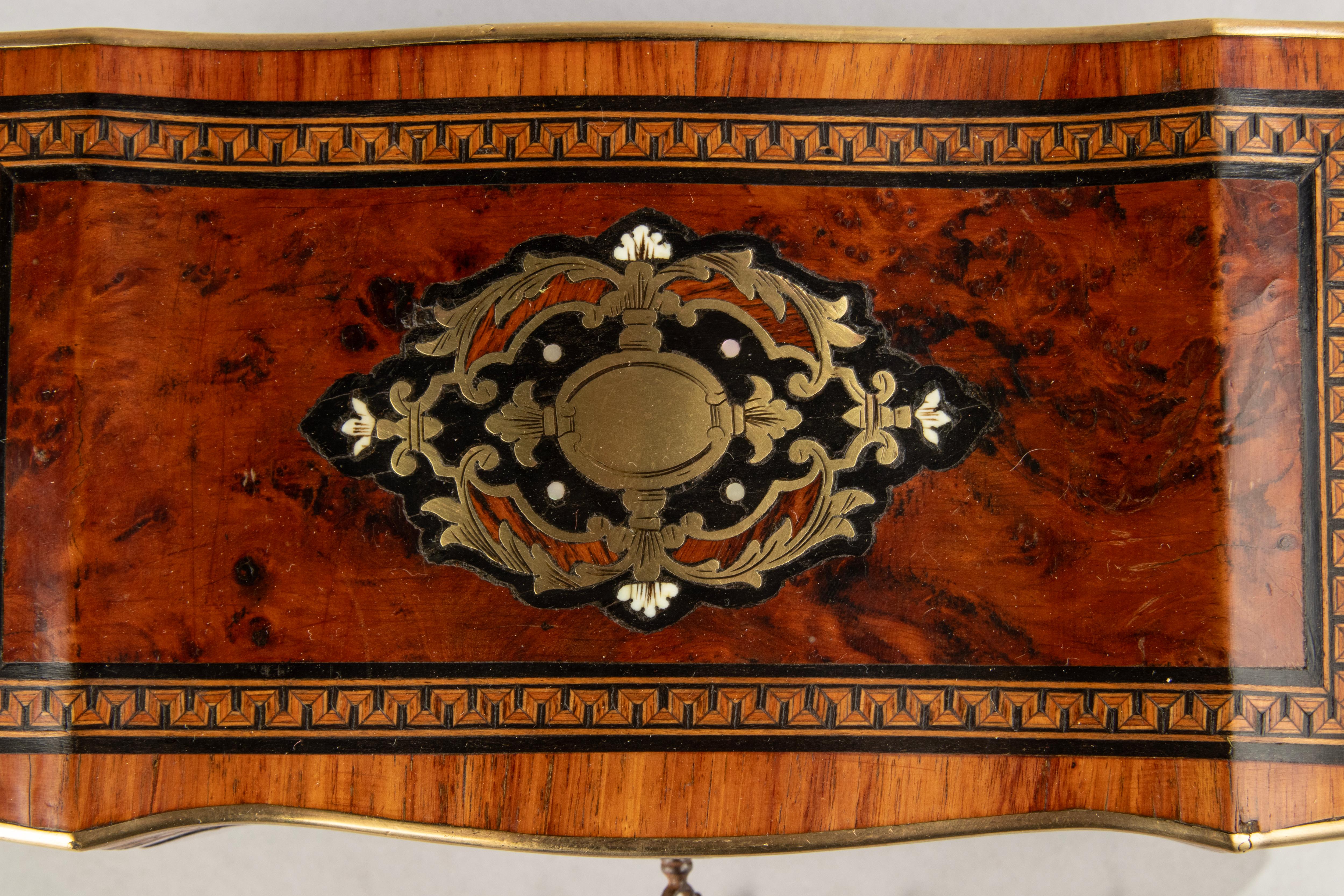 Late 19th Century Napoleon III Bombay Wood Marquetry Tea Caddy For Sale 3