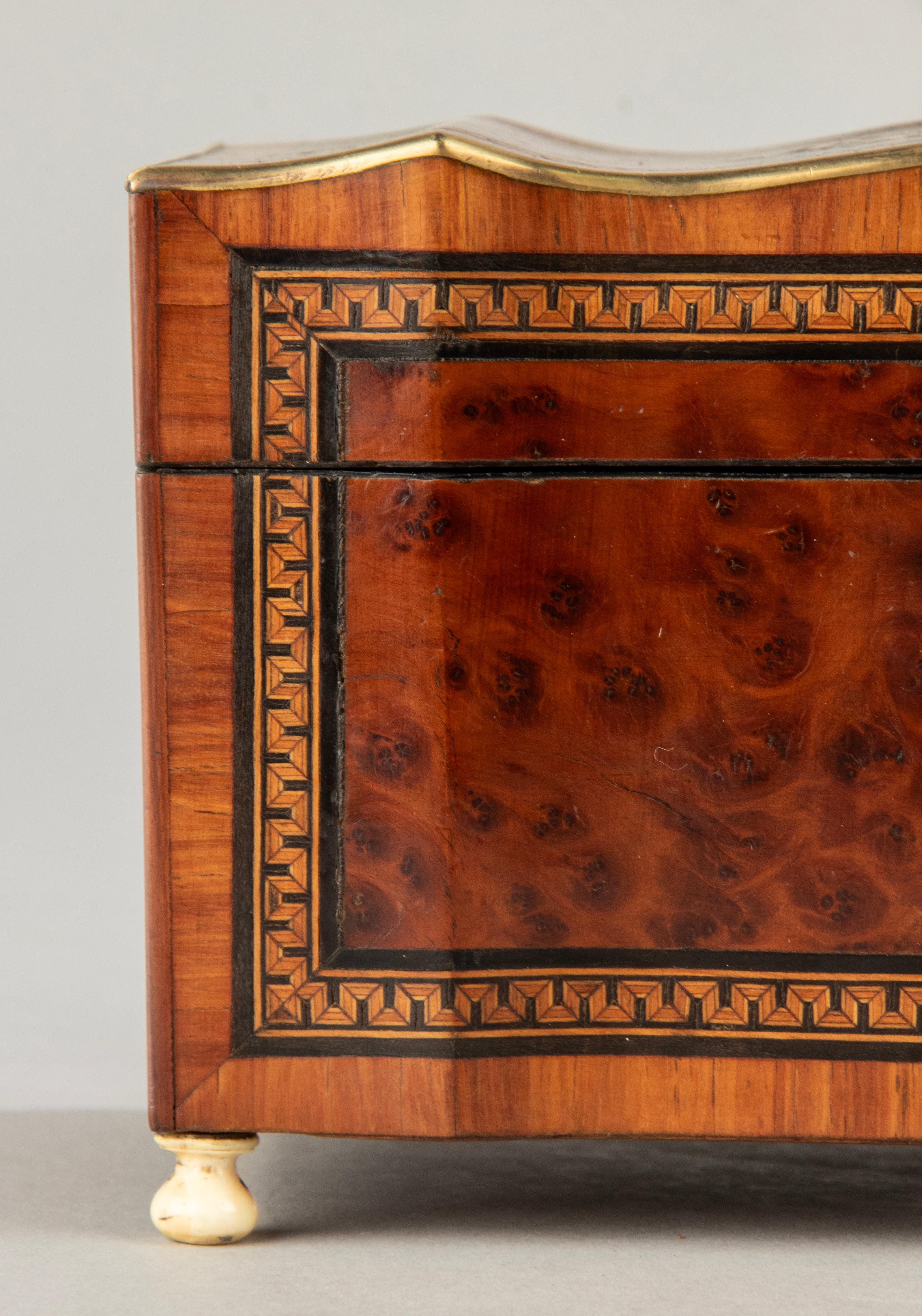 Late 19th Century Napoleon III Bombay Wood Marquetry Tea Caddy For Sale 6