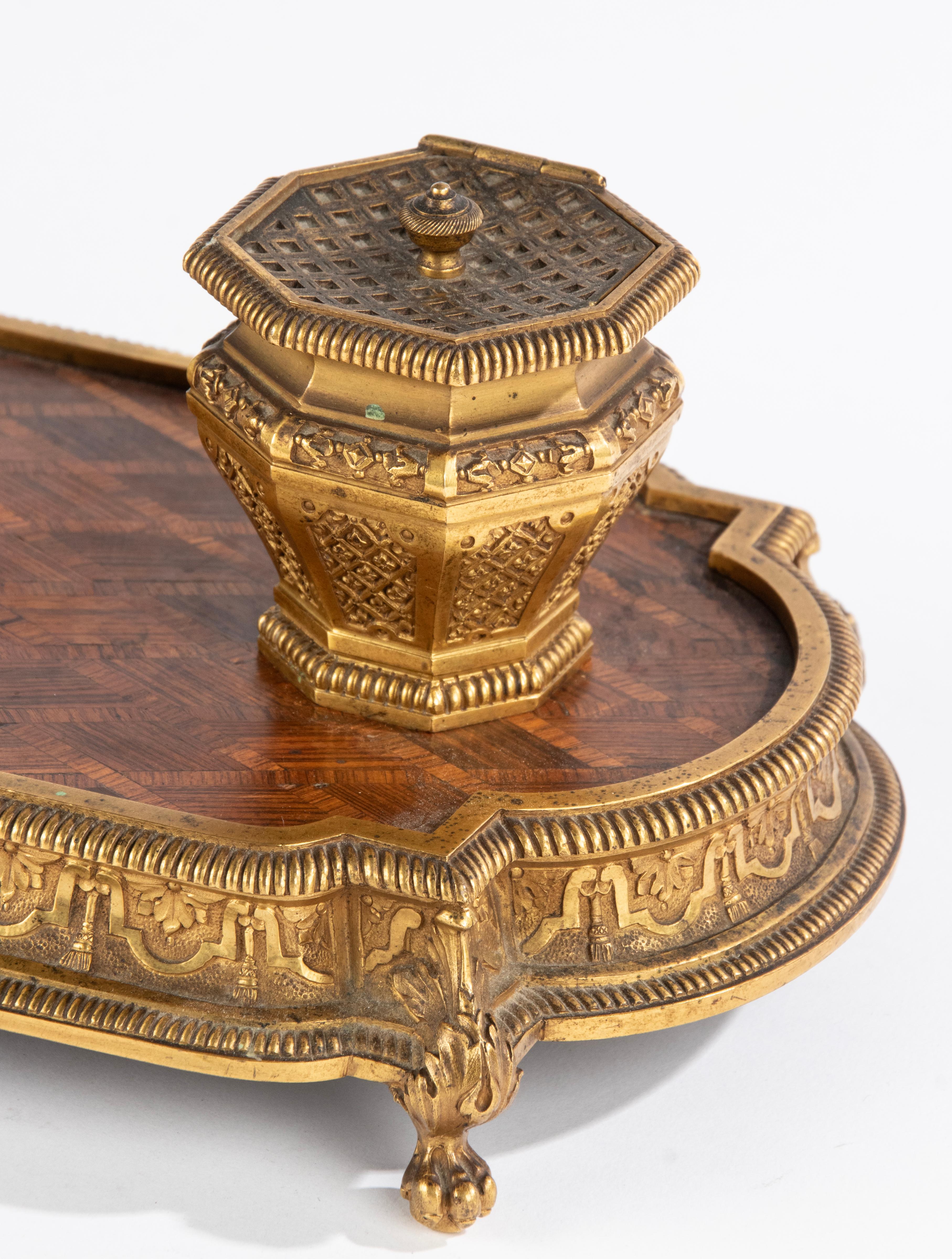 Late 19th Century Napoleon III Bronze Wood Marquetry Inkwell In Good Condition For Sale In Casteren, Noord-Brabant