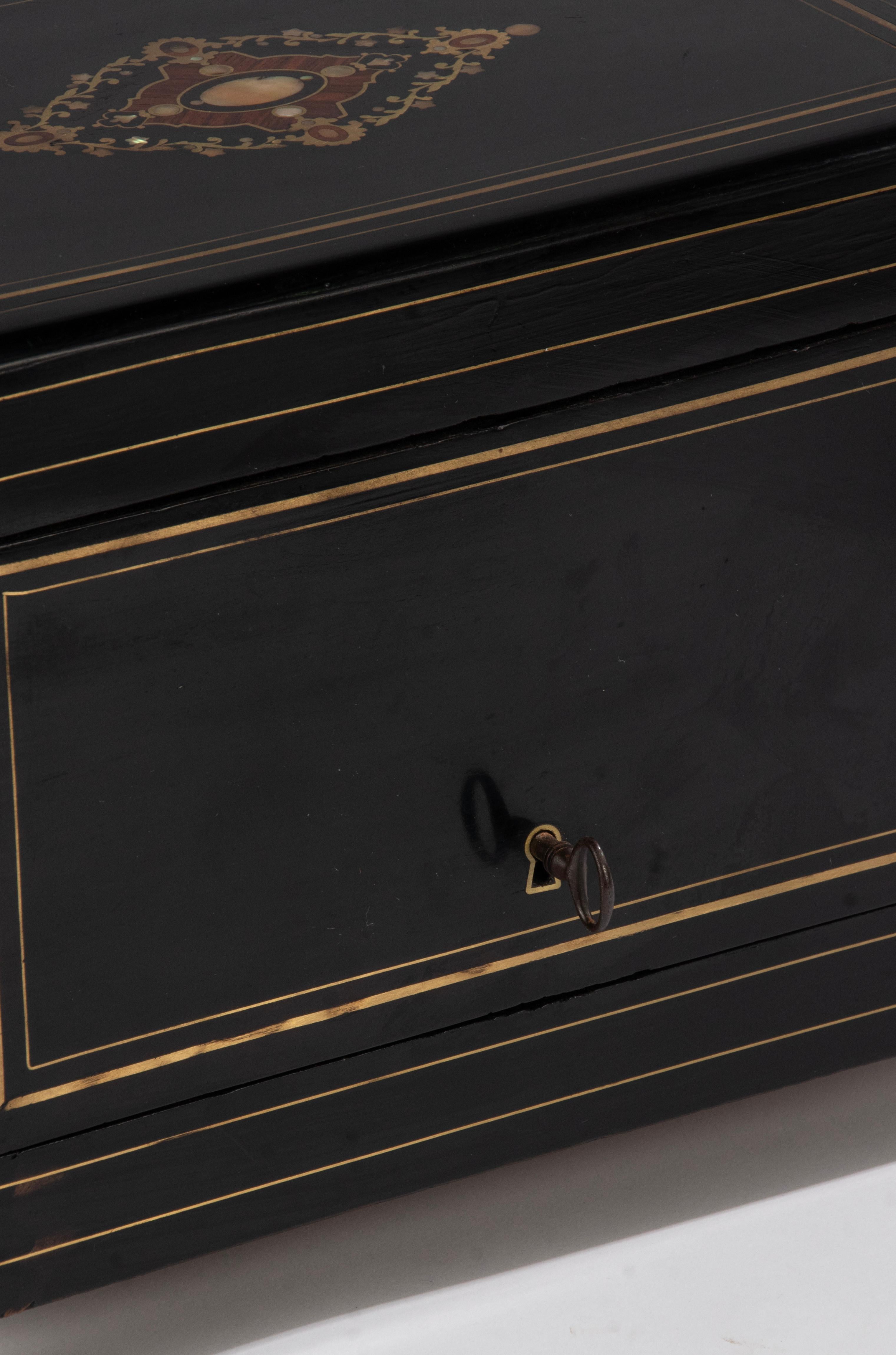 Late 19th Century Napoleon III Ebonized Cigar Cabinet For Sale 12