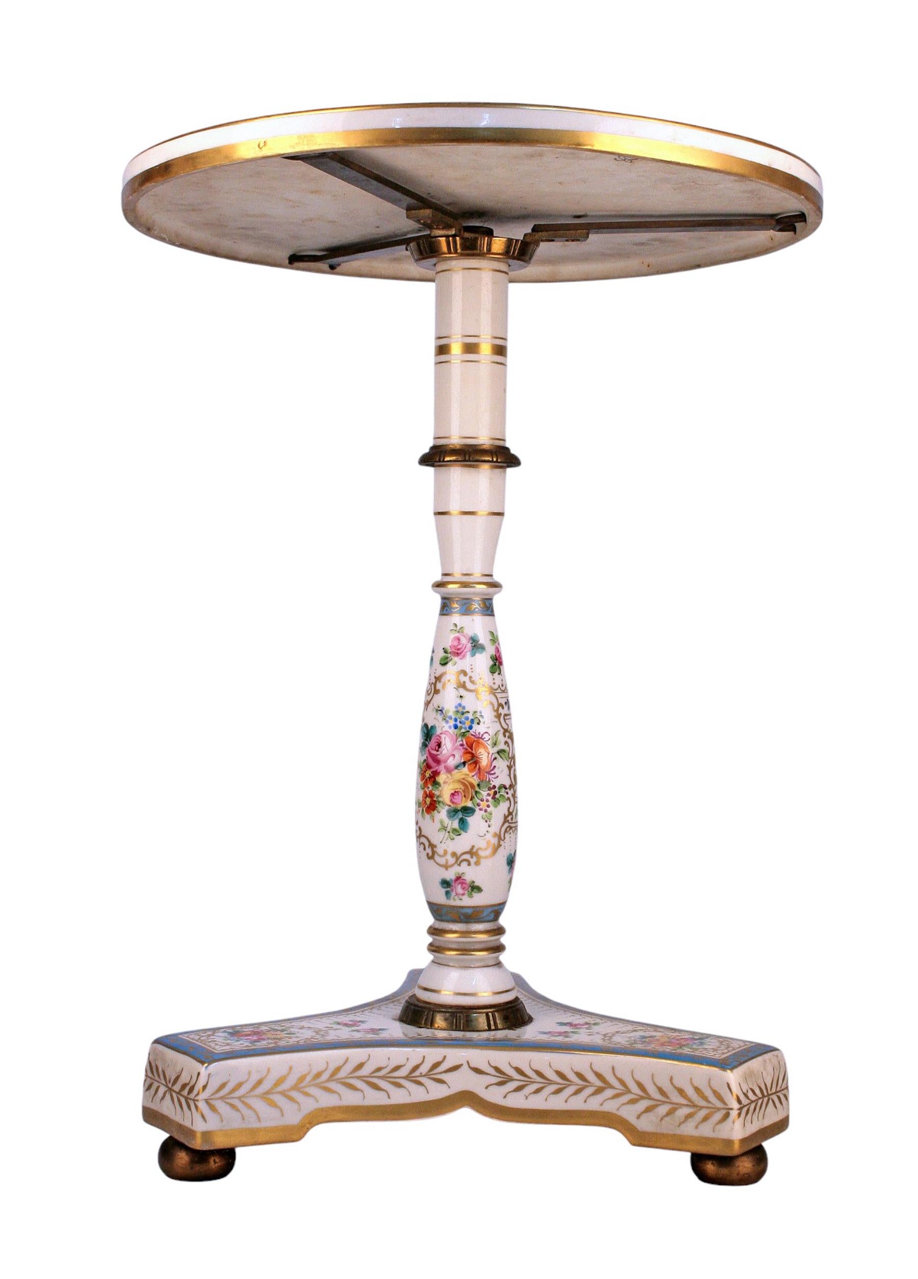 Cast Late 19th Century Napoleon III Painted Porcelain Pedestal Circular Table, France For Sale