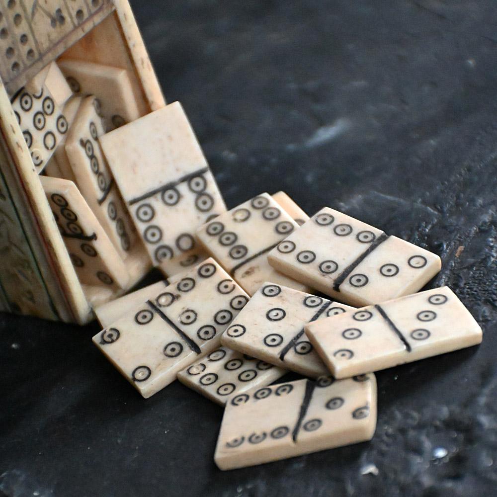 Late 19th Century Napoleonic Prisoner of War Dominos In Good Condition For Sale In London, GB