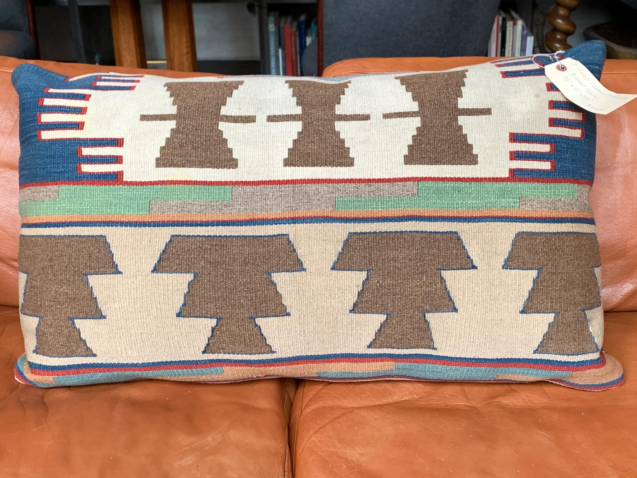 Tessuto a mano Cuscino coperta Navajo della fine del XIX secolo in vendita