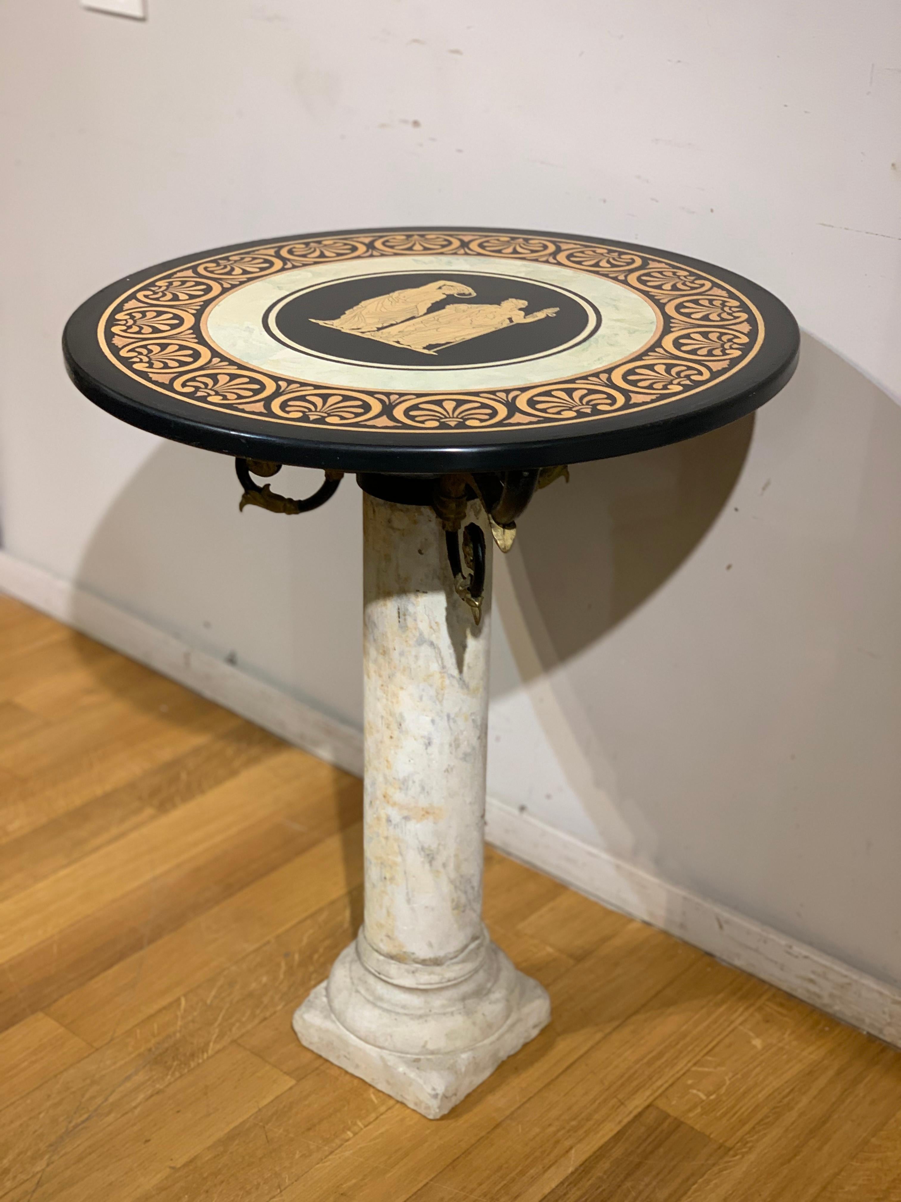 Late 19th Century Neoclassical Small Round Table in Carrara Marble and Scagliola For Sale 4