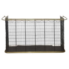 Late 19th-Century Nursery Sparks Guard Late 19th-Century Nursery Sparks Guard