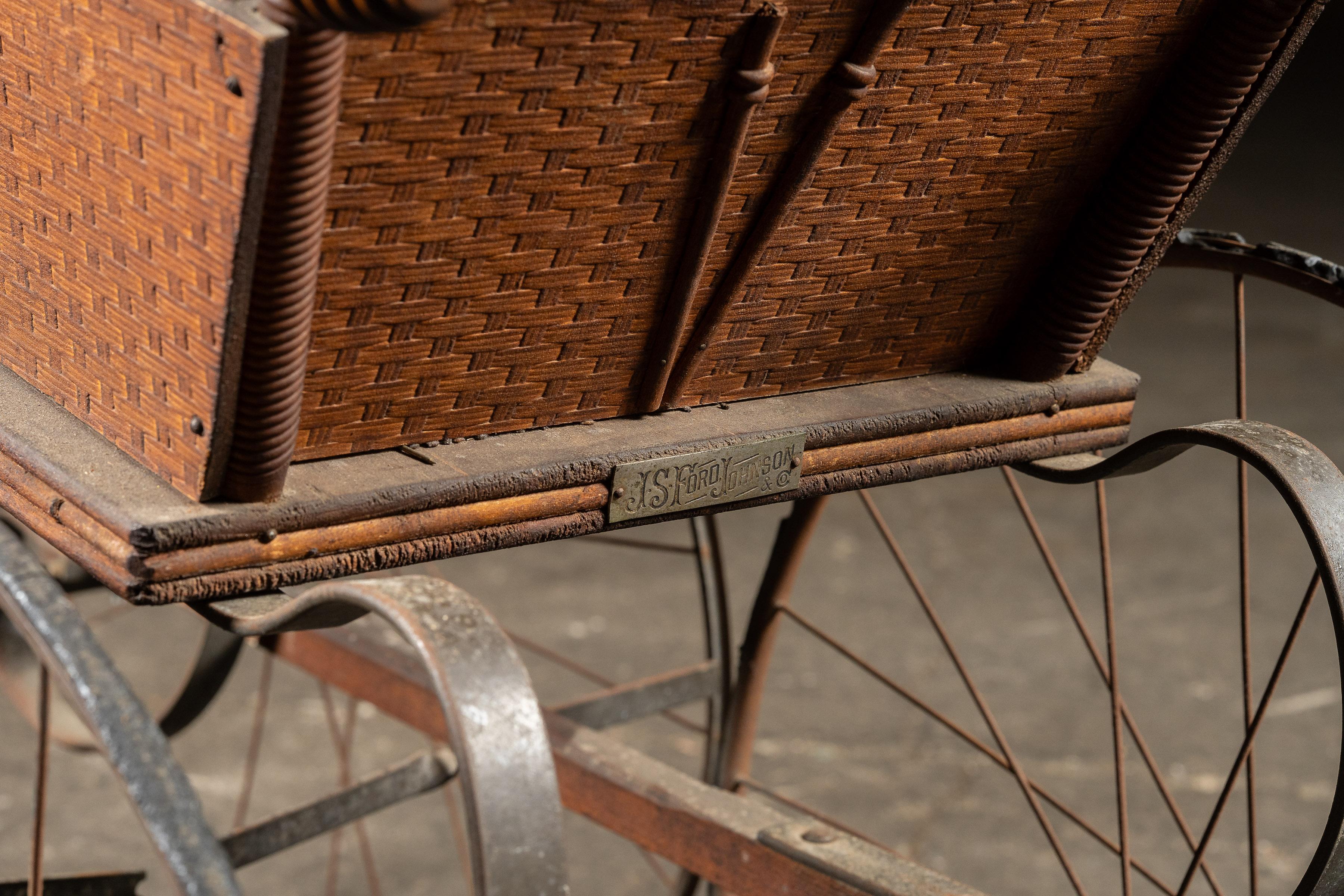 Chariot à bébé en Oak de la fin du 19e siècle par J. S. Ford Johnson en vente 3