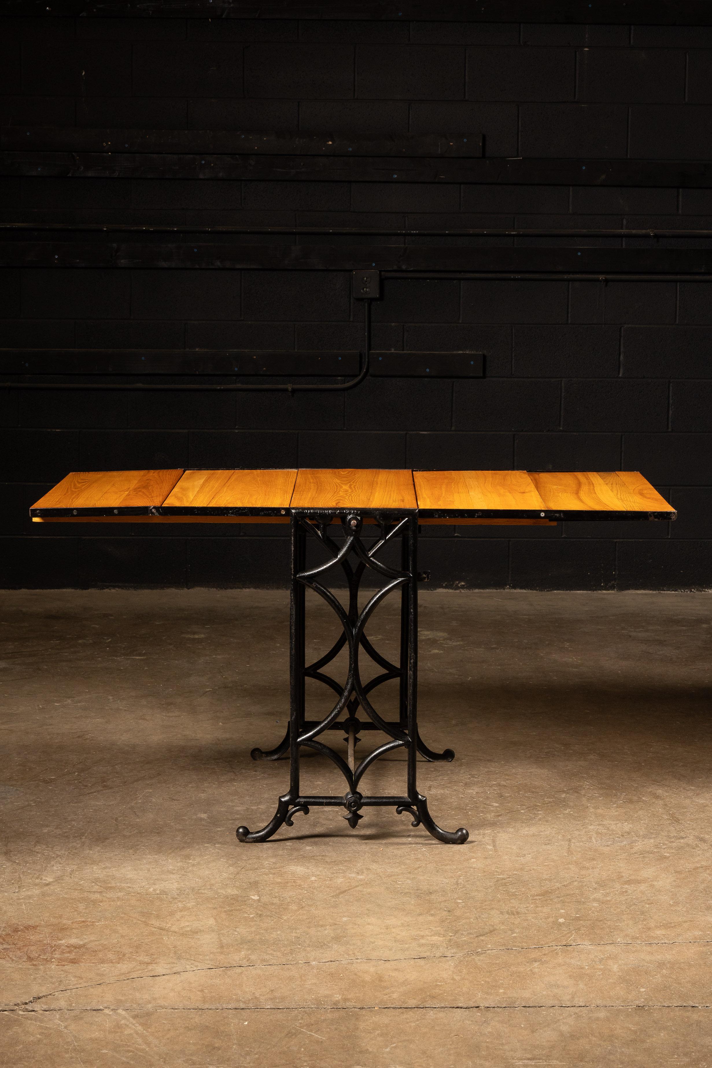 Tablero y mesa de panadero de roble de finales del siglo XIX en venta 4