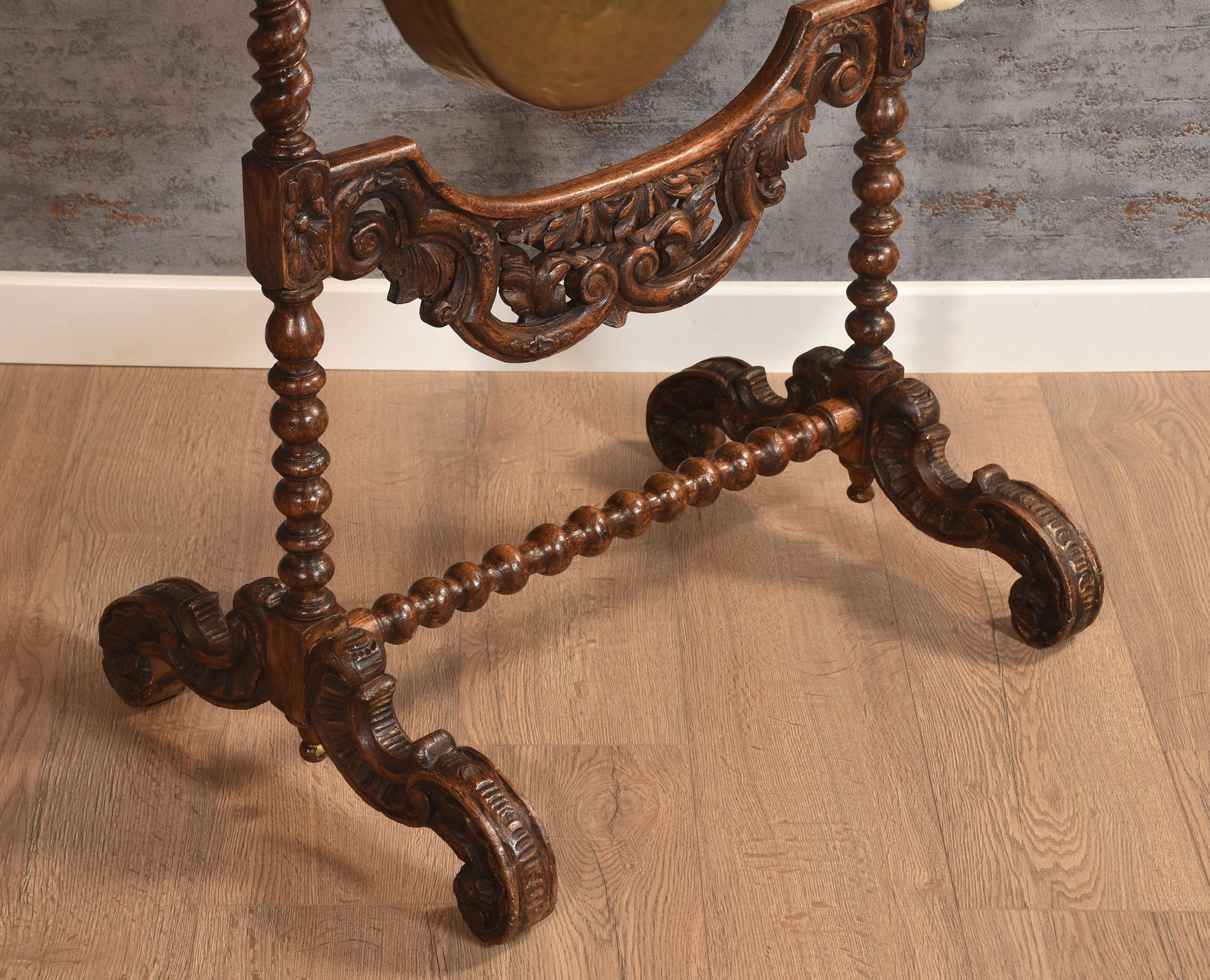 Gong en chêne de la fin du 19e siècle Bon état - En vente à Cheshire, GB
