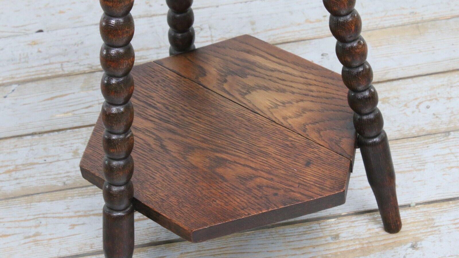 Late 19th Century Oak Gypsy Side Table on Bobbin Turned Legs For Sale 2