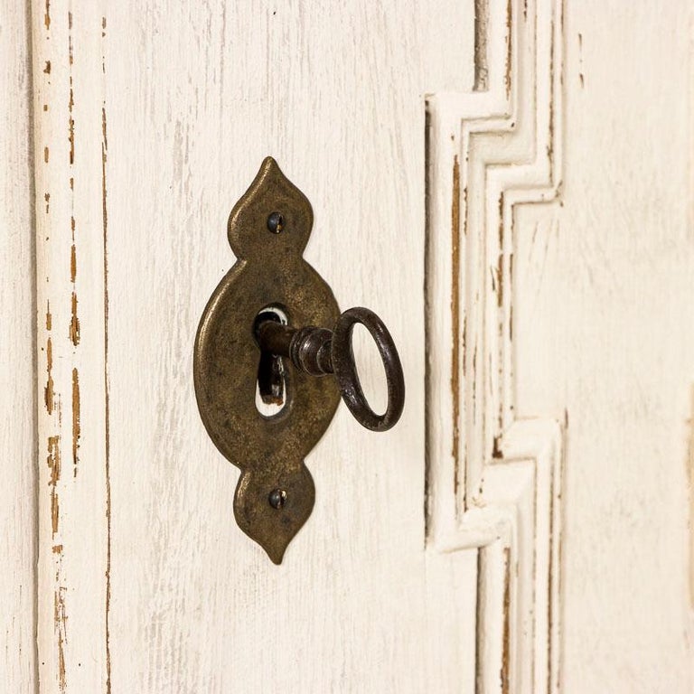 Late 19th Century Oak White Painted Cupboard Cabinet For Sale at 1stDibs