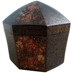 Late 19th Century Octagonal Indian Kashmiri Turban Box in Papier-Mâché