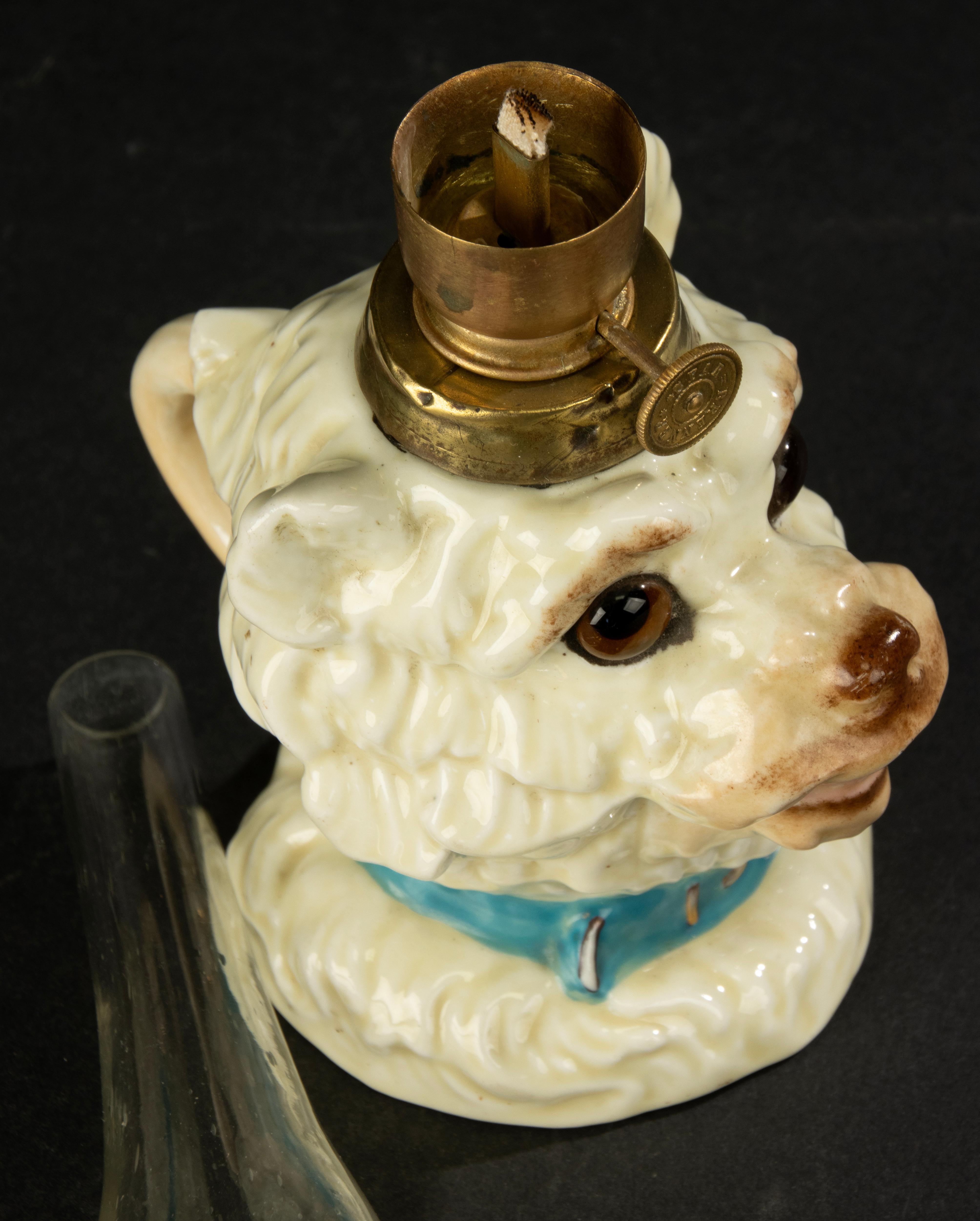 Lampada a olio della fine del XIX secolo - Porcellana - Testa di cane con occhi di vetro in vendita 7
