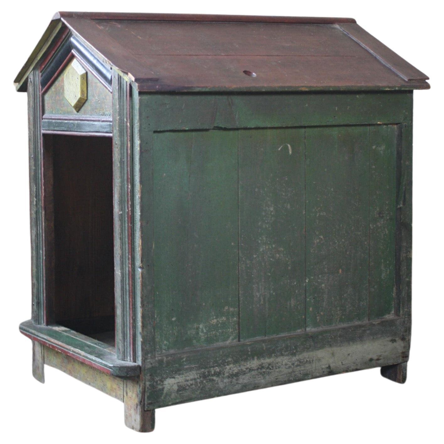 Late 19th Century Original Painted Green Faux Marble Dog Canine Kennel For Sale