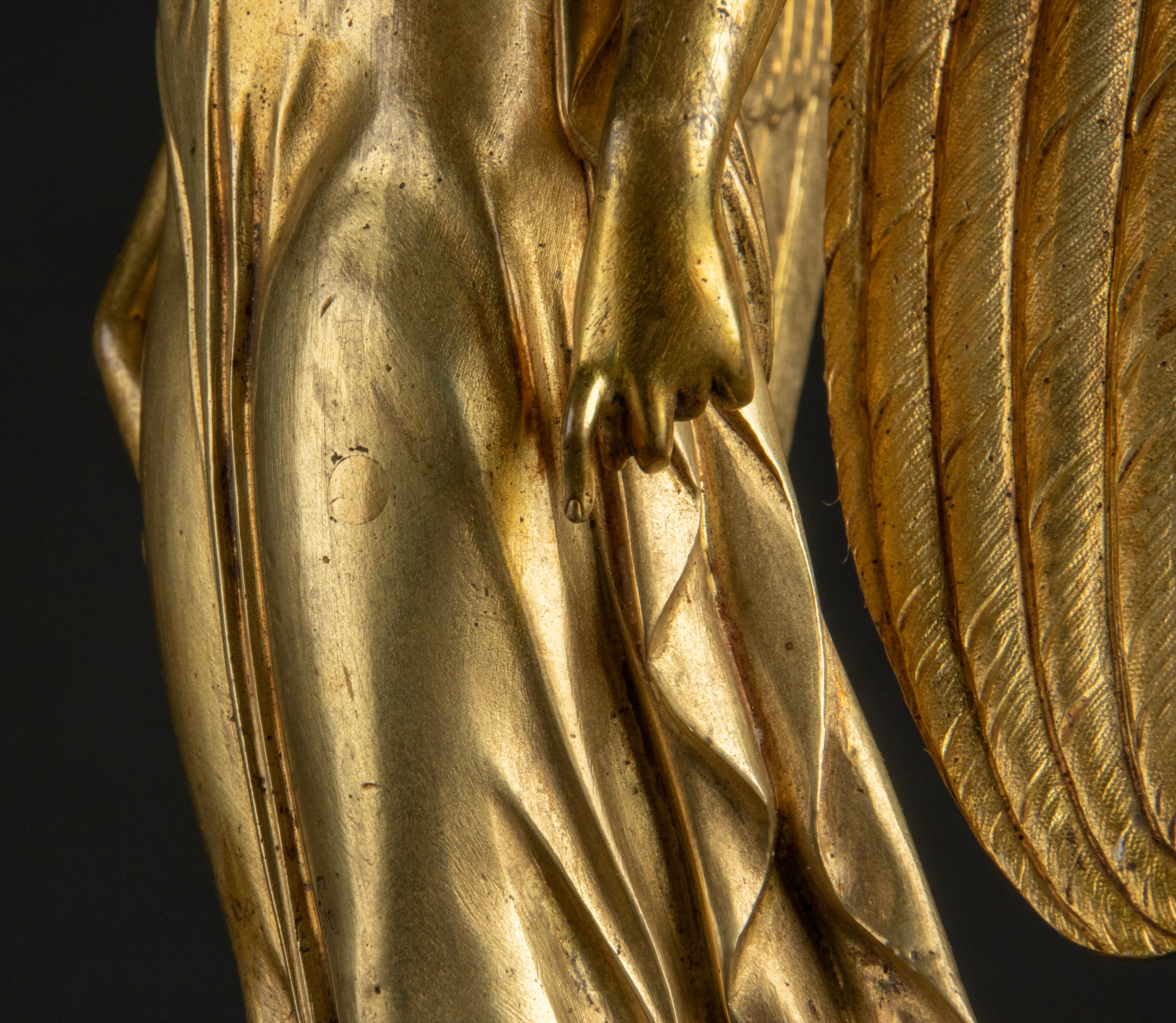 Fin du 19ème siècle Sculpture en bronze doré Ange en vente 5