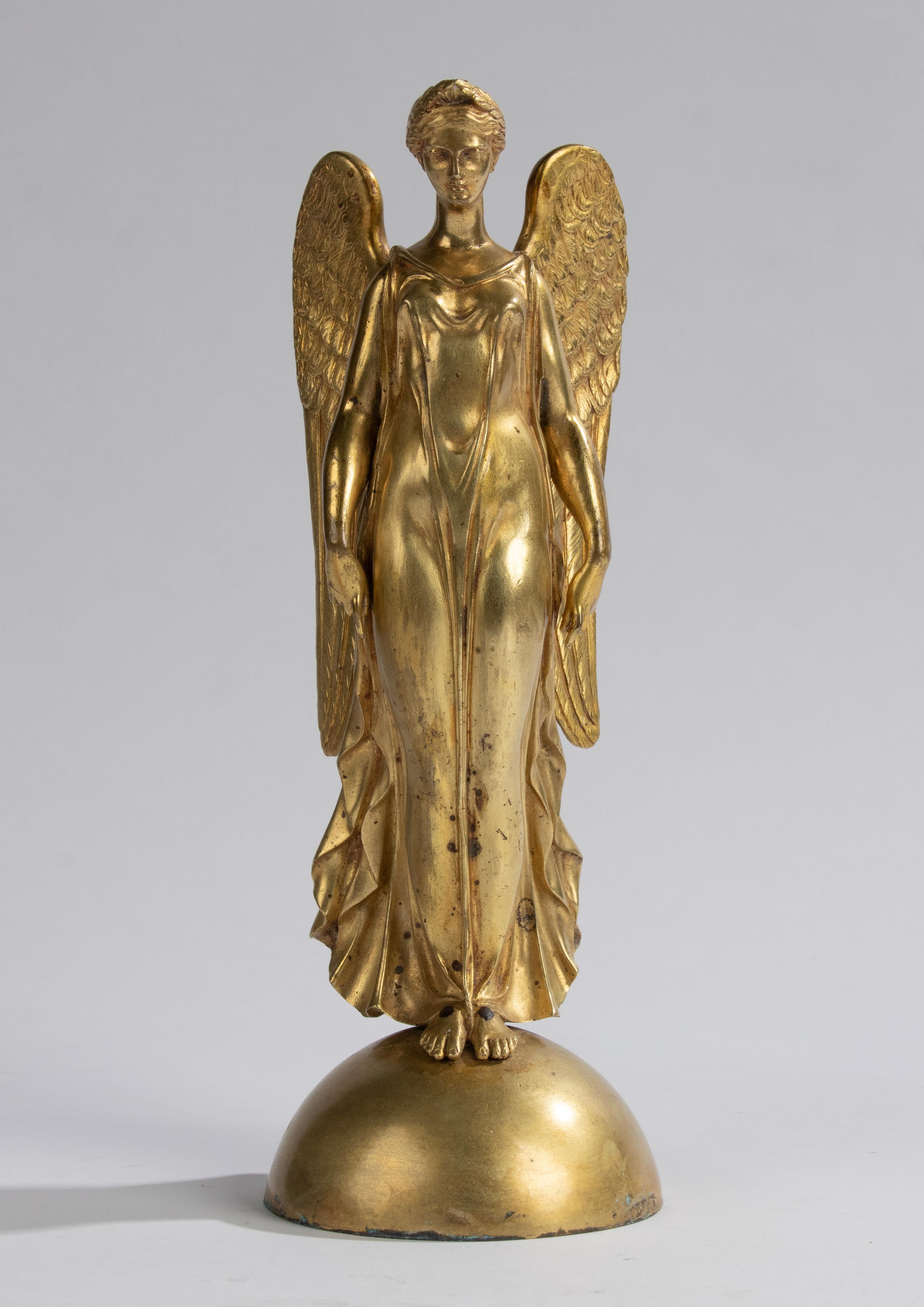 Fin du 19ème siècle Sculpture en bronze doré Ange Bon état - En vente à Casteren, Noord-Brabant