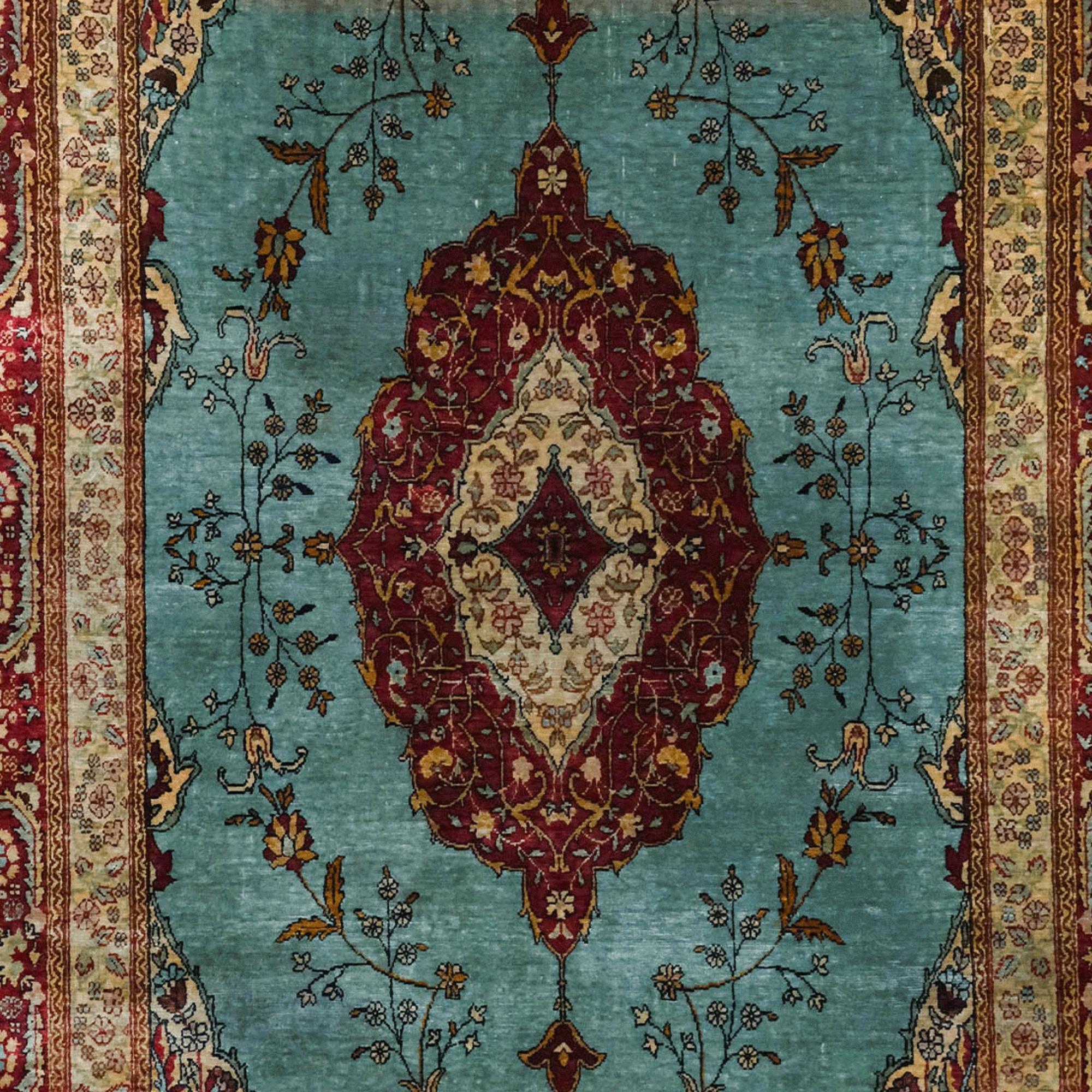 Tissé à la main Tapis Feshane signé de la période ottomane de la fin du 19e siècle en vente