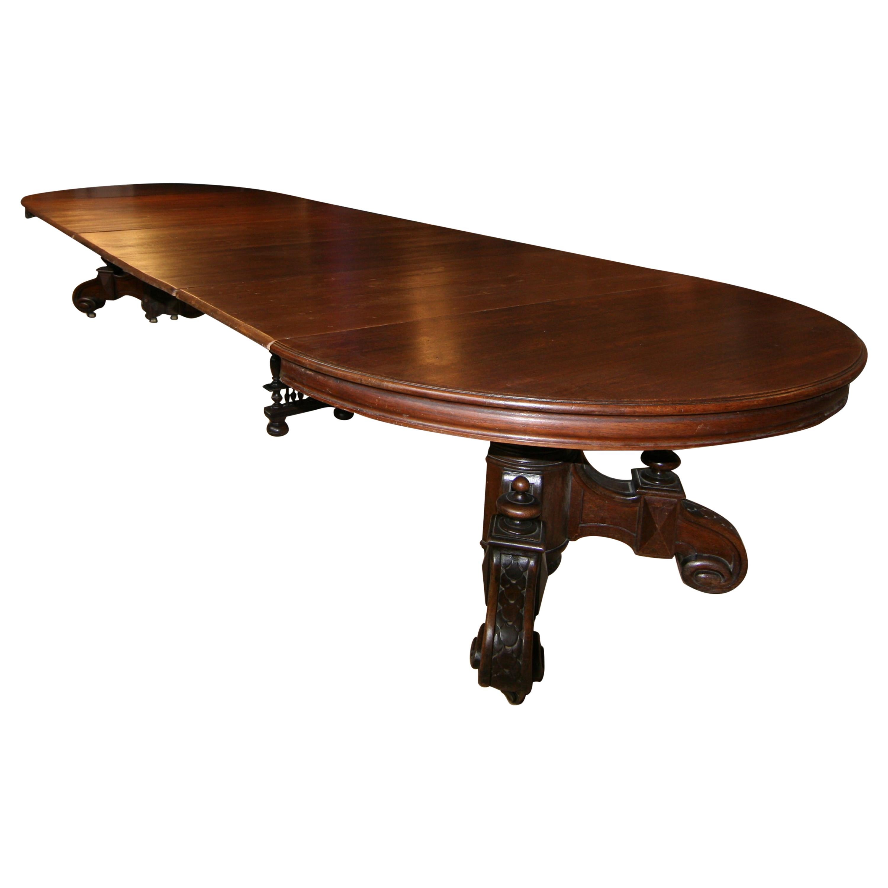 Late 19th Century Oval Extending Dining or Conference Table Made of Oak