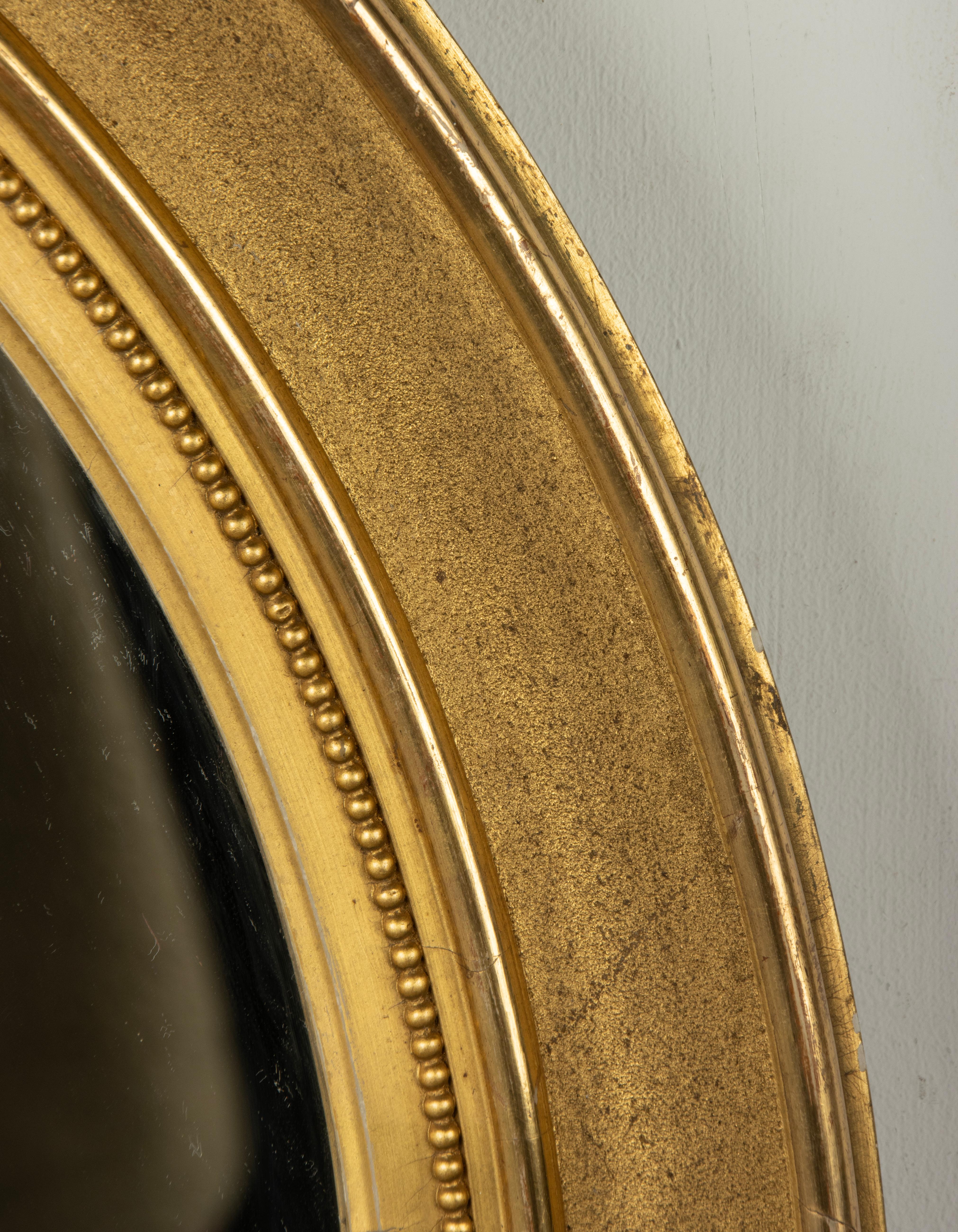 Late 19th Century Oval Mirror - Gold Leaf Gilt - Louis Philippe In Good Condition In Casteren, Noord-Brabant