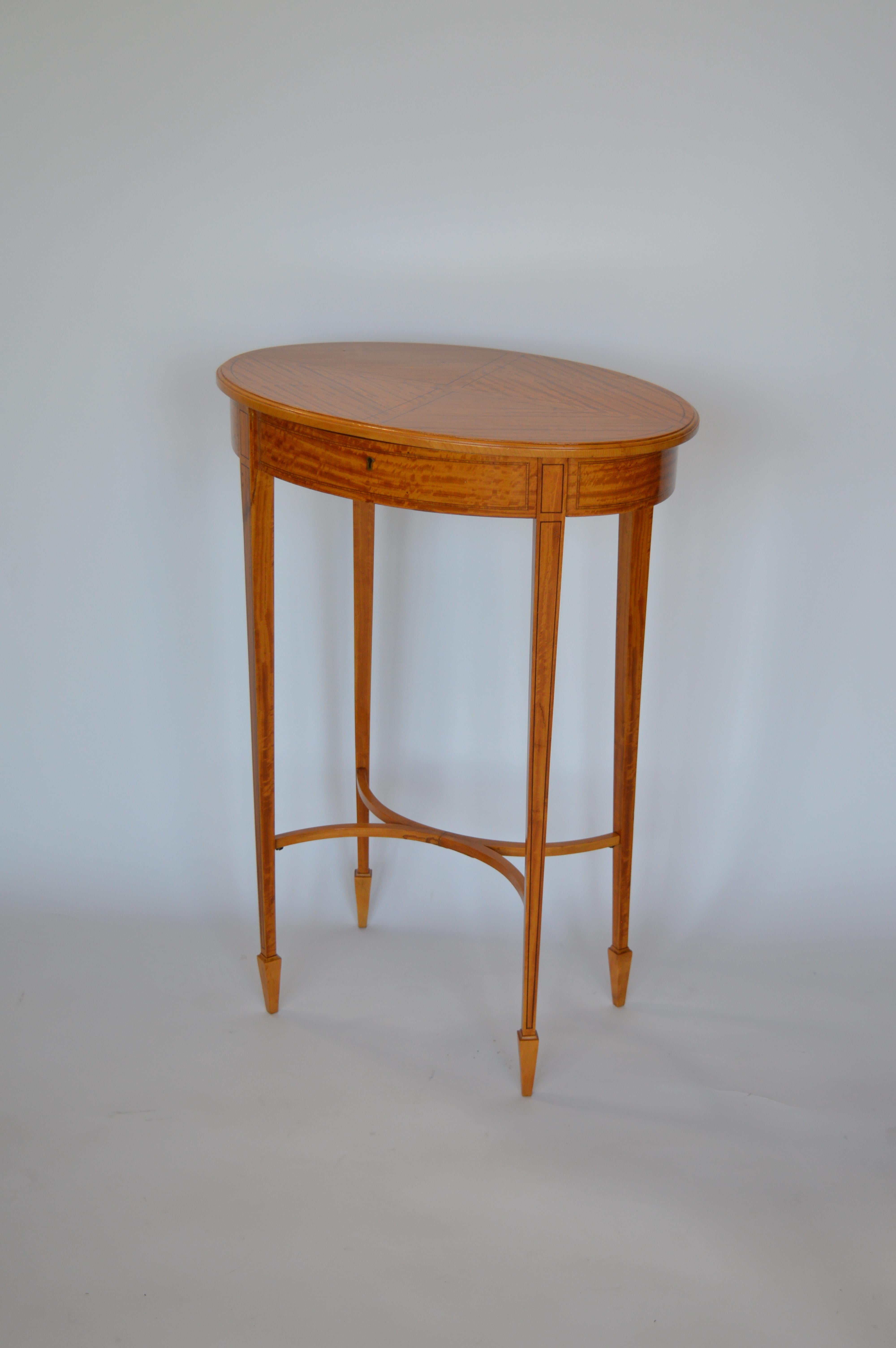 Late 19th Century Oval Satinwood Sewing Table In Good Condition For Sale In Los Angeles, CA