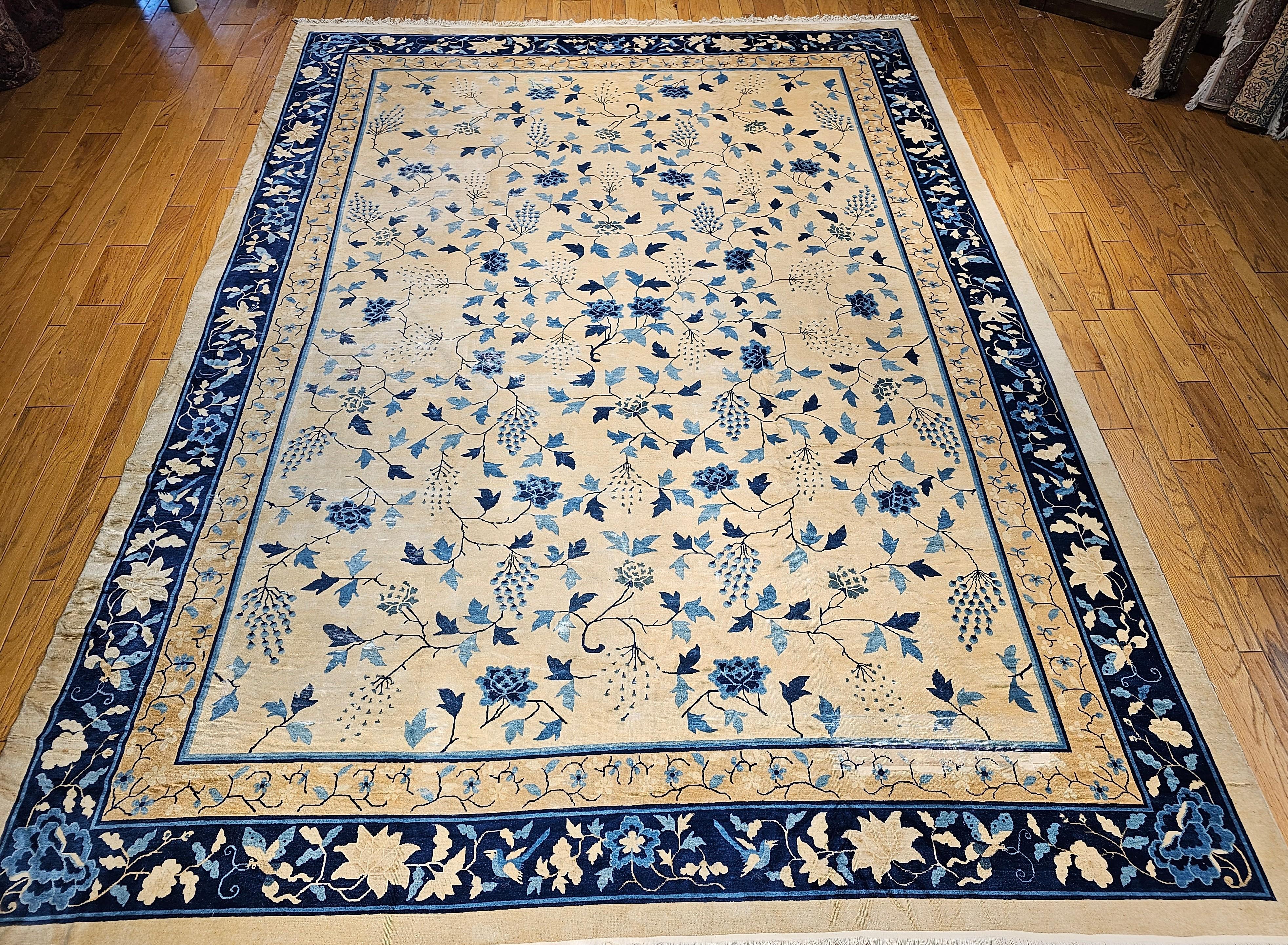 Late 19th Century Oversize Chinese Peking in Allover Pattern in Ivory, Baby Blue For Sale 5
