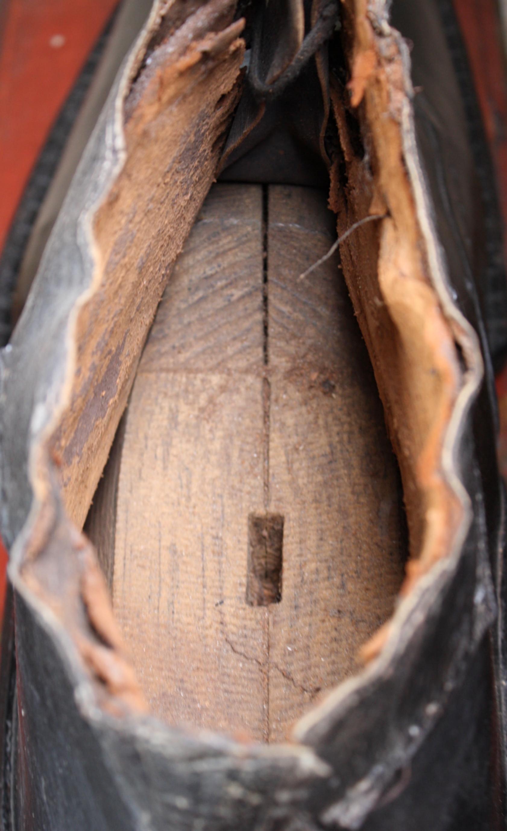 Late 19th Century Oversized Huge Folk Art Full Leather Trade Show Balmoral Boot 5