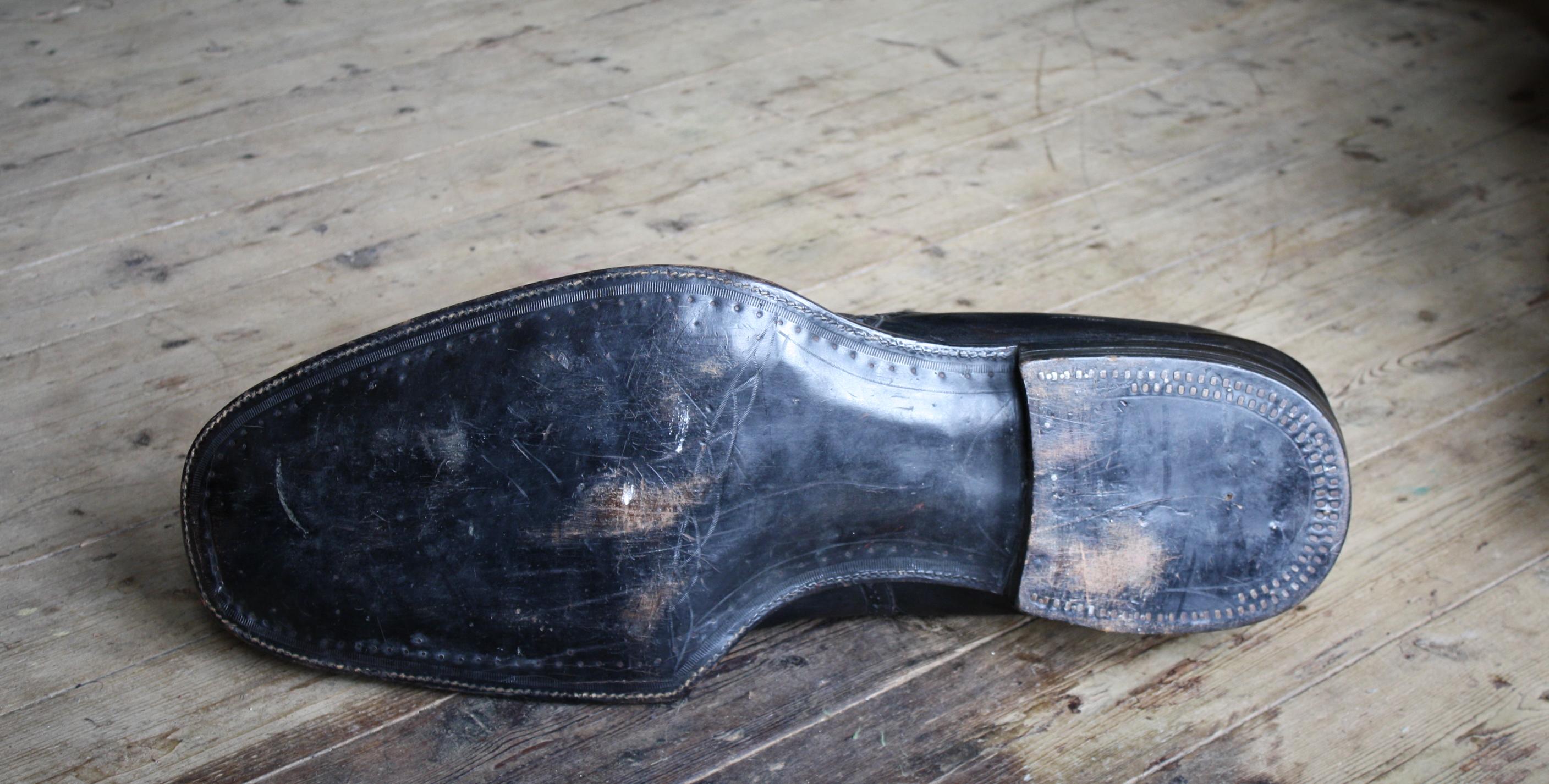 Late 19th Century Oversized Huge Folk Art Full Leather Trade Show Balmoral Boot 13