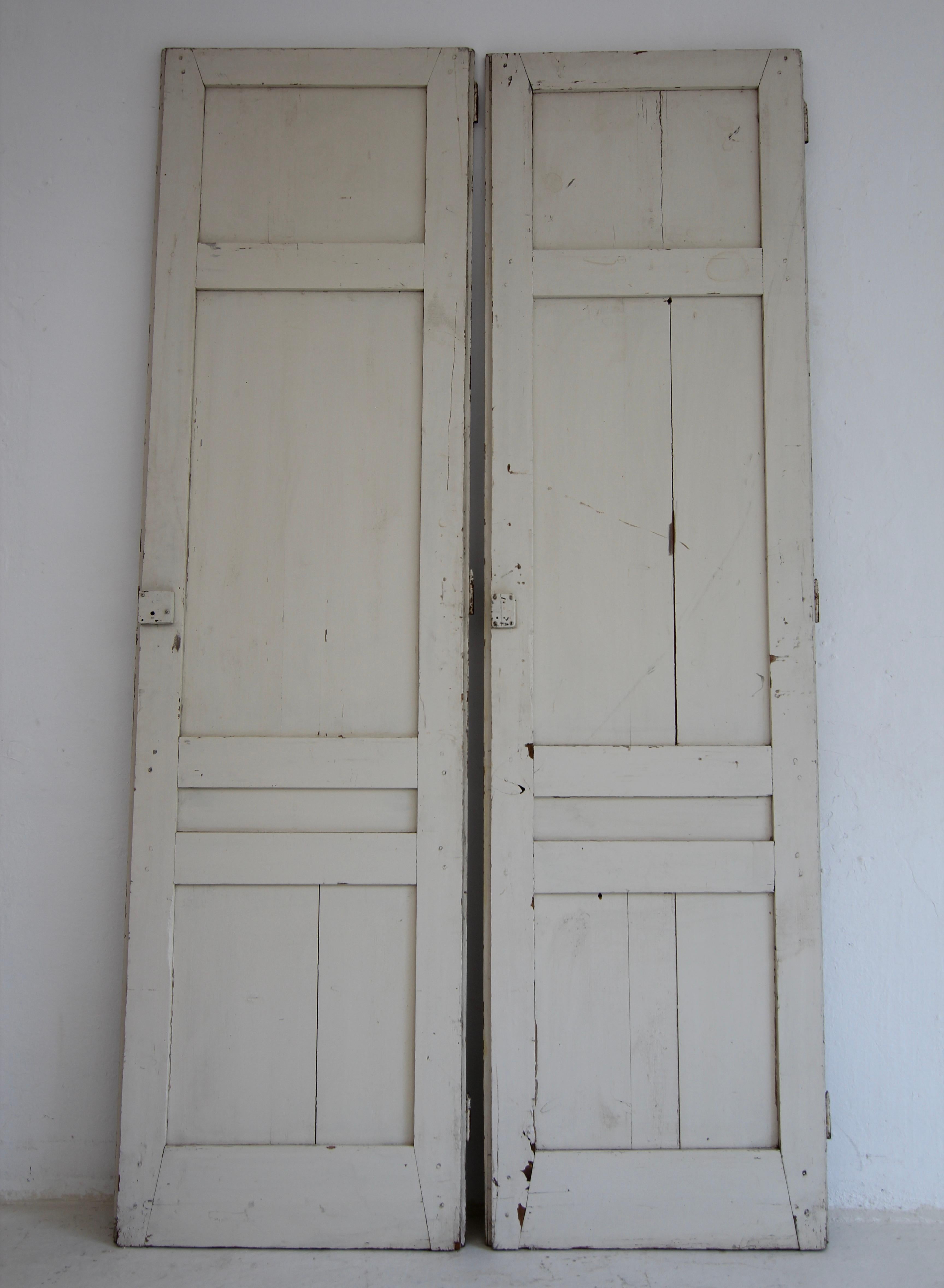 Late 19th Century Painted Built-In Cabinet Doors, Set of 2 For Sale 8