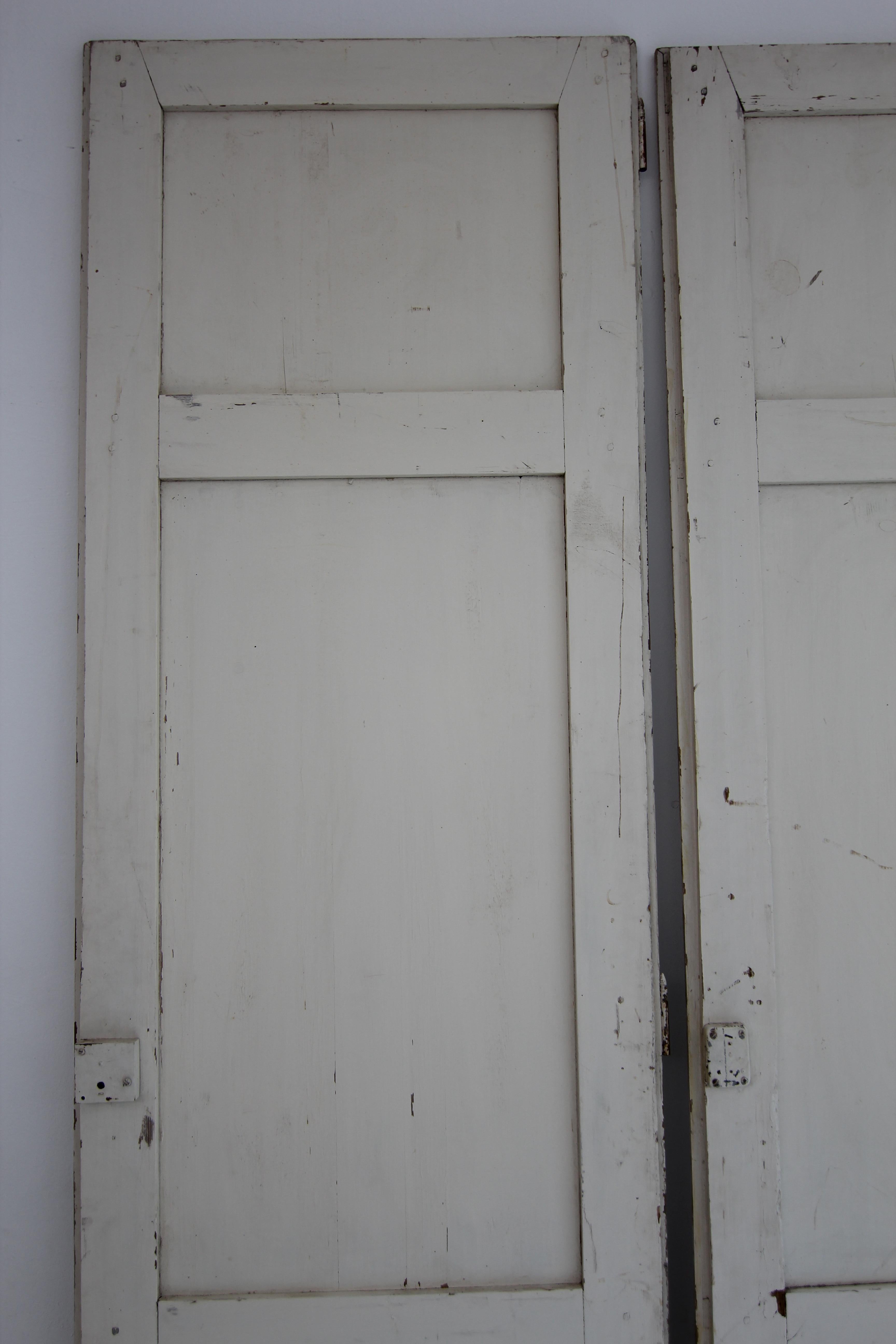 Late 19th Century Painted Built-In Cabinet Doors, Set of 2 For Sale 13