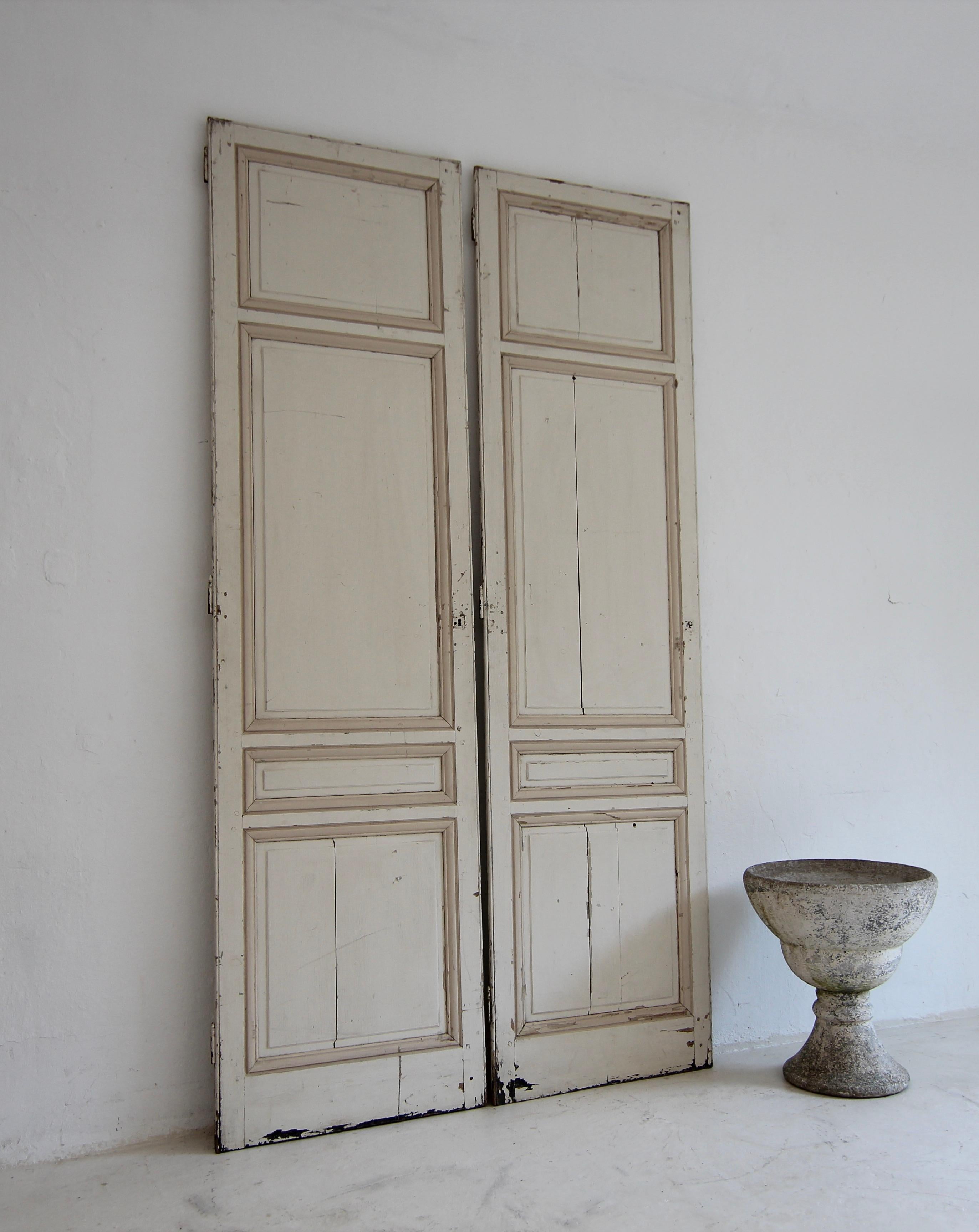 European Late 19th Century Painted Built-In Cabinet Doors, Set of 2 For Sale