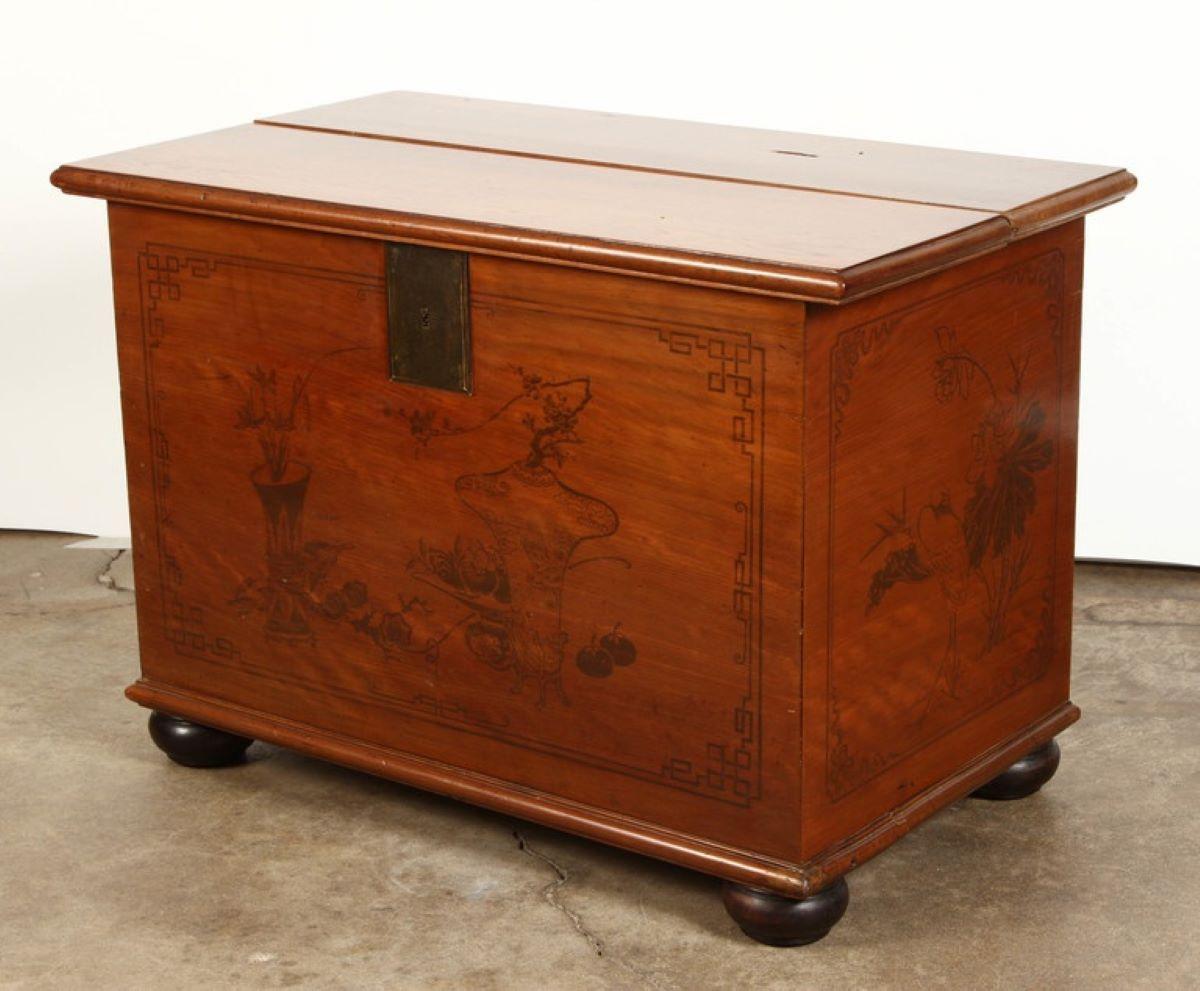 Late 19th Century Painted Chinese Trunk 2